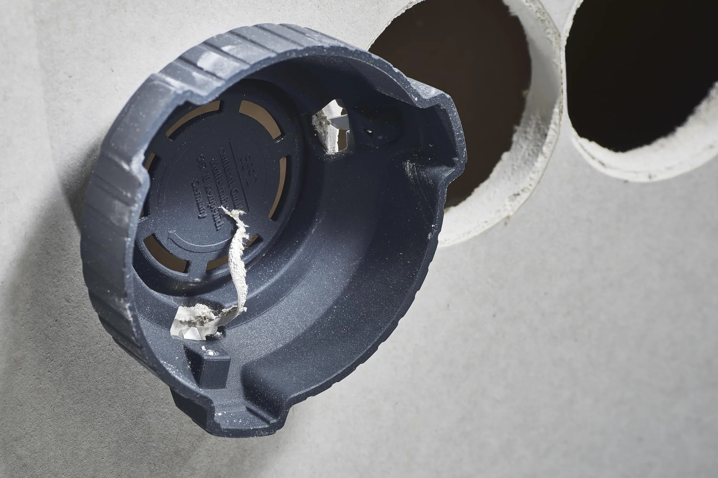 wolfcraft Avellanador de canto para placa de yeso, Ø 68 mm I 5892000 I Para la instalación a ras de cajas de enchufe para placa de yeso I Acabado perfecto sin rebordes en cada agujero