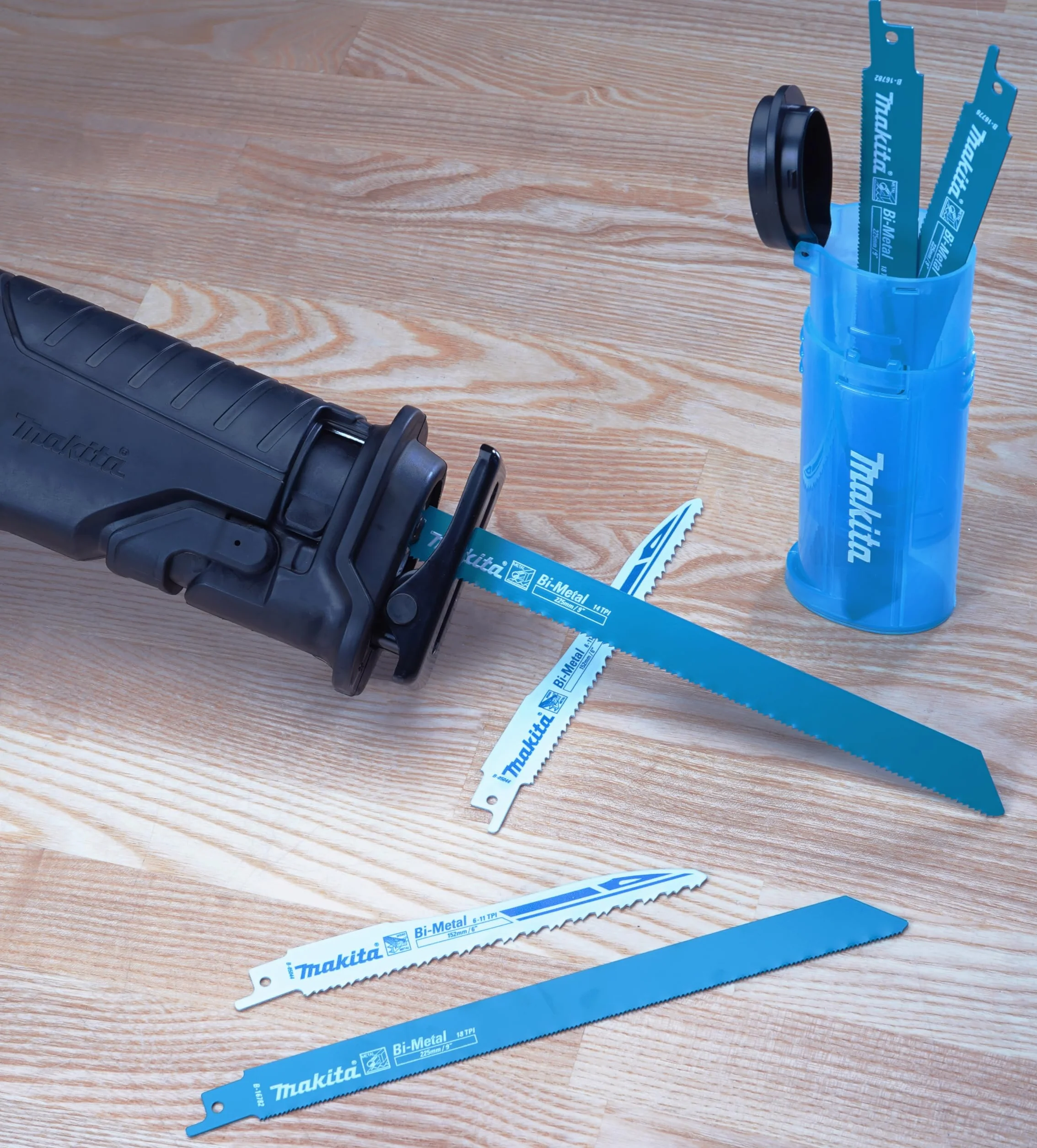 Estuche de sierras de sable Makita B-44448 6 unidades.