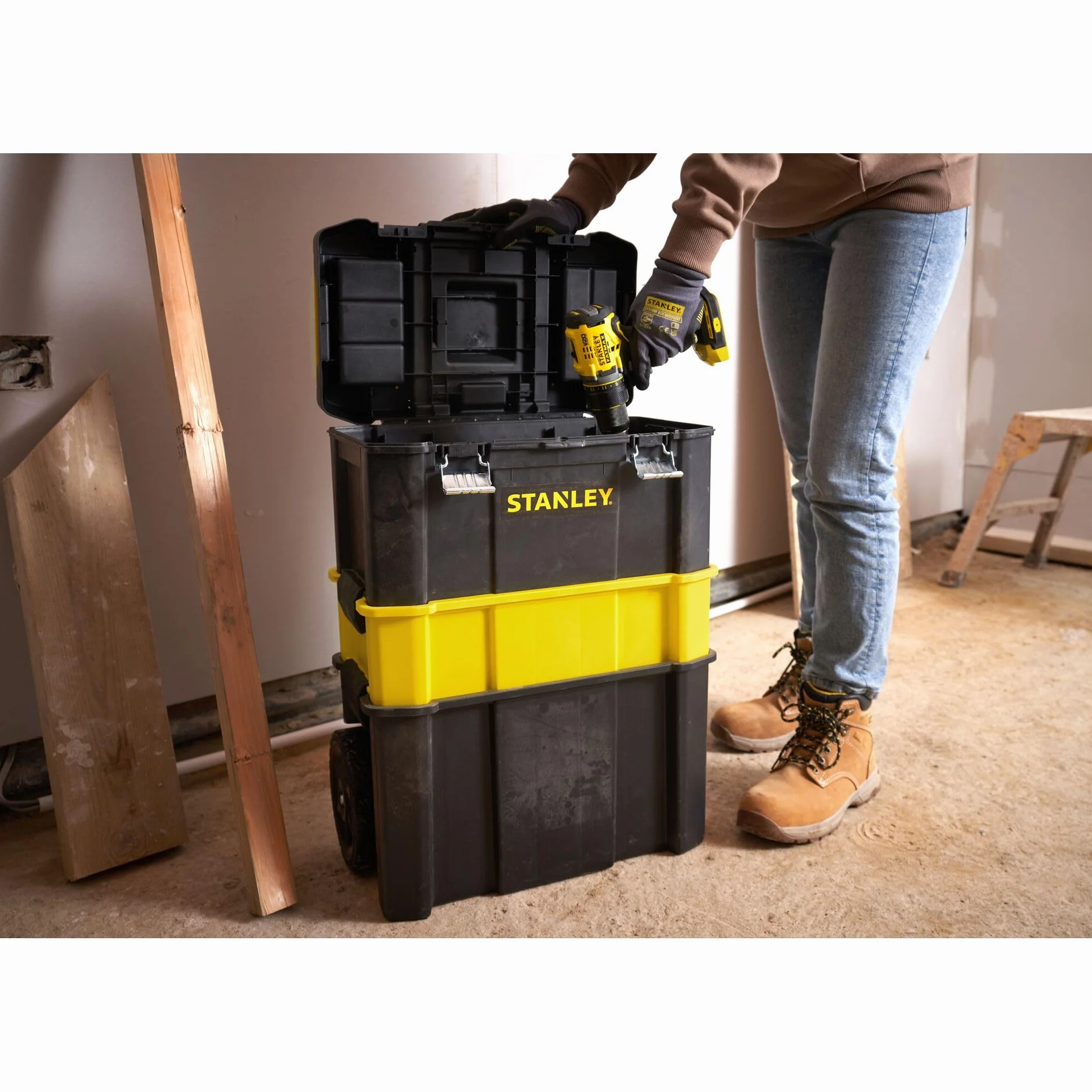 STANLEY Caja de Herramientas Rodante Esencial, Taller Móvil 3 en 1 con Unidades Apilables, Solución Portátil para Herramientas, STST1-80151.