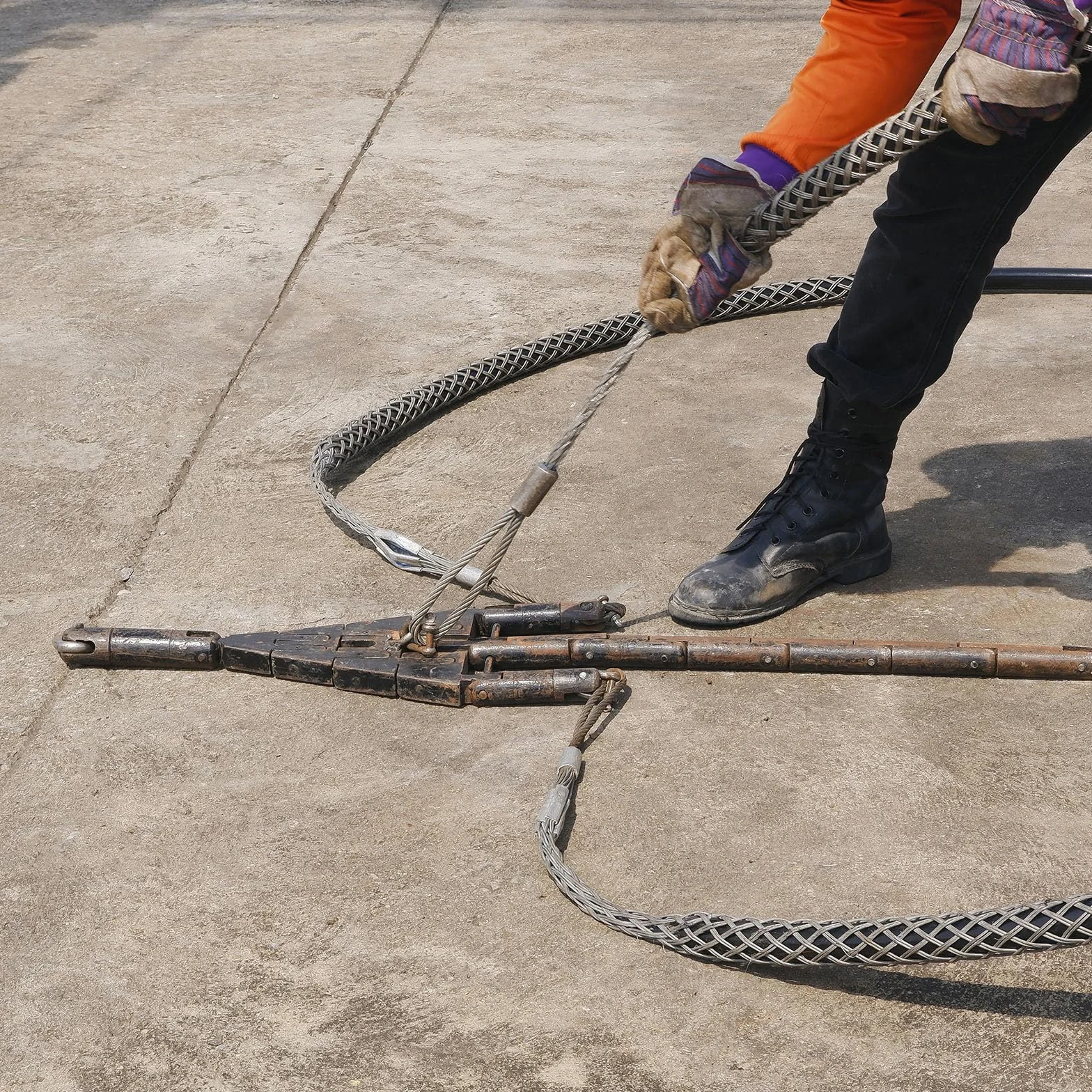 QUARKZMAN Agarre para Tirar Cables para Cables de 4-6 mm, con Tuerca de 4.2 mm, Calcetín de Malla de Alambre de 24 cm de Cabeza Simple de Acero Galvanizado, 1 Pieza (Plateado)