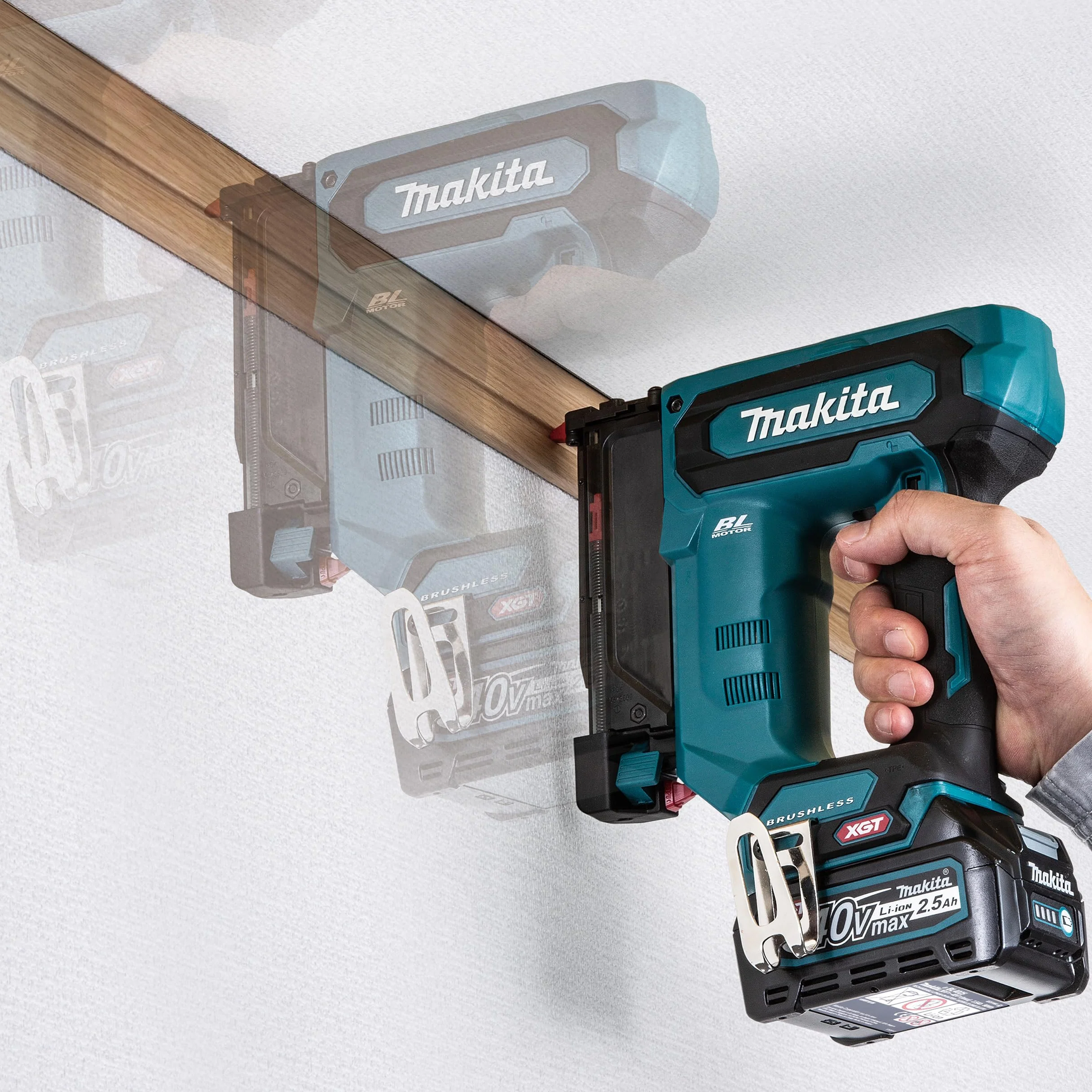 Makita PT001GZ Clavadora sin escobillas 40V Max Li-ion XGT Baterías y cargadores no incluidos