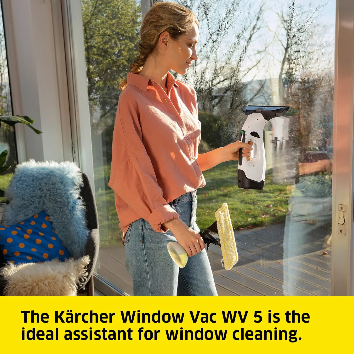 Kärcher Window Vac WV 5 Plus, tiempo de funcionamiento de la batería: 35 min, batería extraíble, pantalla LED para el estado de la batería, boquilla de succión: 280 mm, botella de spray con paño de