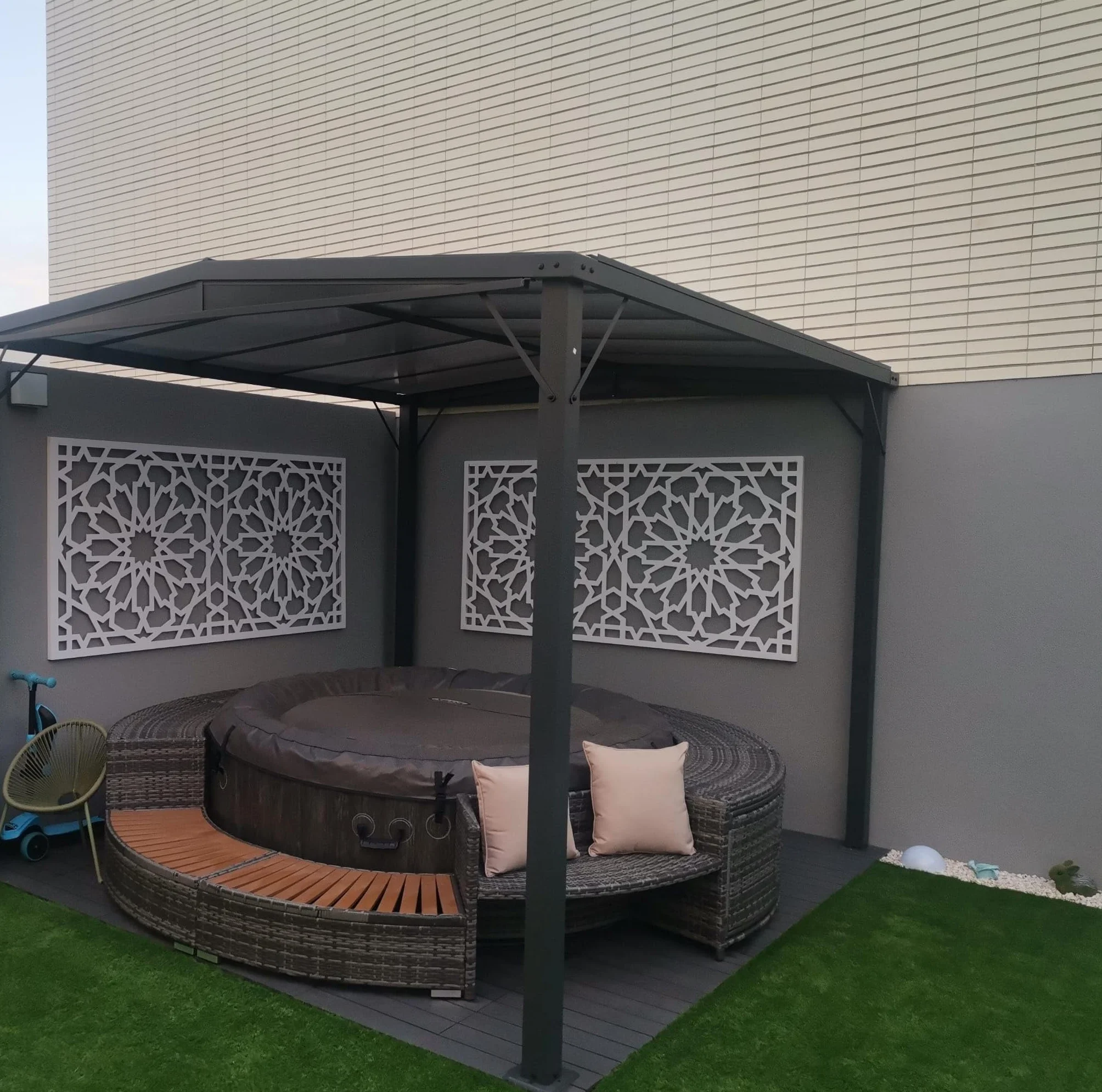 Celosía Decorativa PVC 100 x 200 cm - 5 mm | Celosía Árabe | Separador Ambientes PVC, Panel Decorativo Pared Fachada, Valla Jardín, Biombo Comedor Cocina Cabecero Cama Cuadro