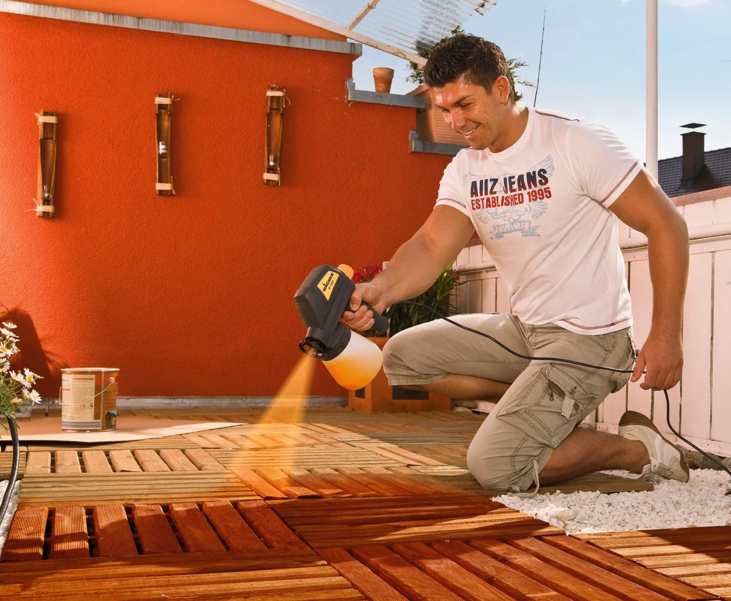 WAGNER Pulverizador de pintura W 180 P para pinturas a base de disolvente y solubles en agua para interiores y exteriores, depósito 600 ml, 10 m²-15 min, 70 W