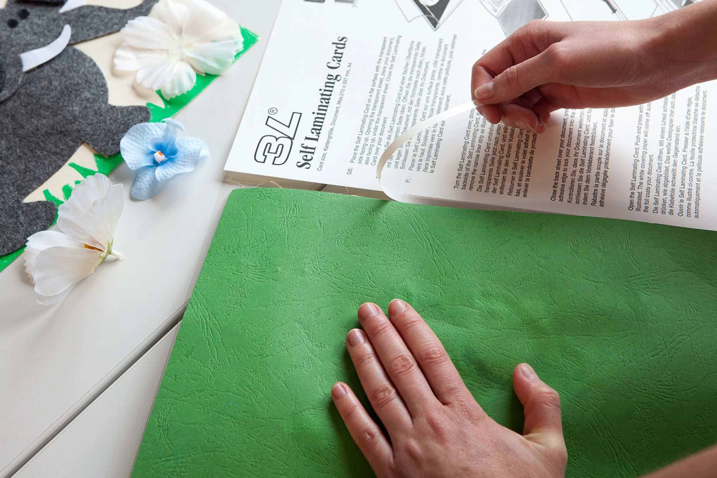 Bolsa de 10 fundas de Plastificación en frío A4 Transparentes para Laminar sin máquina