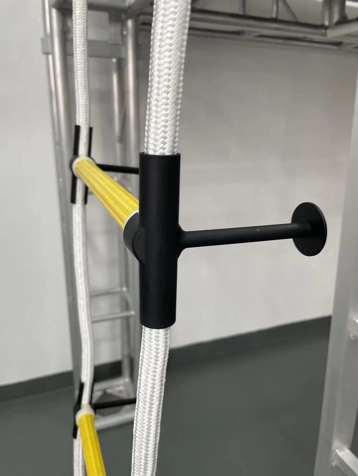 Escalera de Seguridad de 10 m Resistente al Fuego - Solución innovadora Escalera con estabilizadores de separación, cordón y cinturón de Seguridad - Reutilizable - Capacidad de Peso de hasta 900 kg
