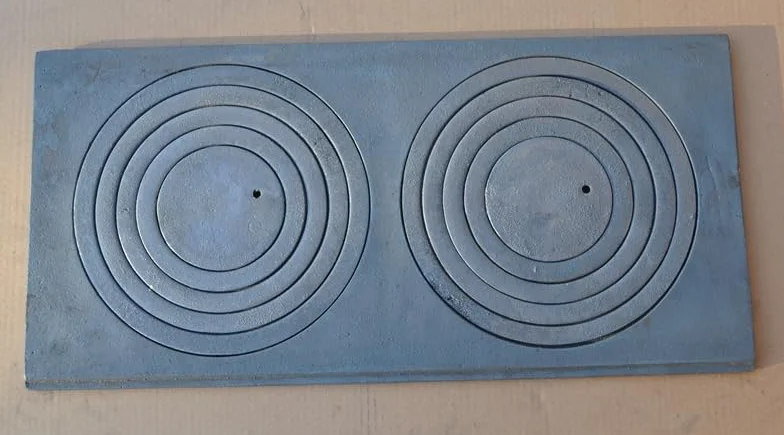 SEZAM Placa de fundición para horno con 2 agujeros, 68 x 32 cm, placa de carbón de hierro fundido gris