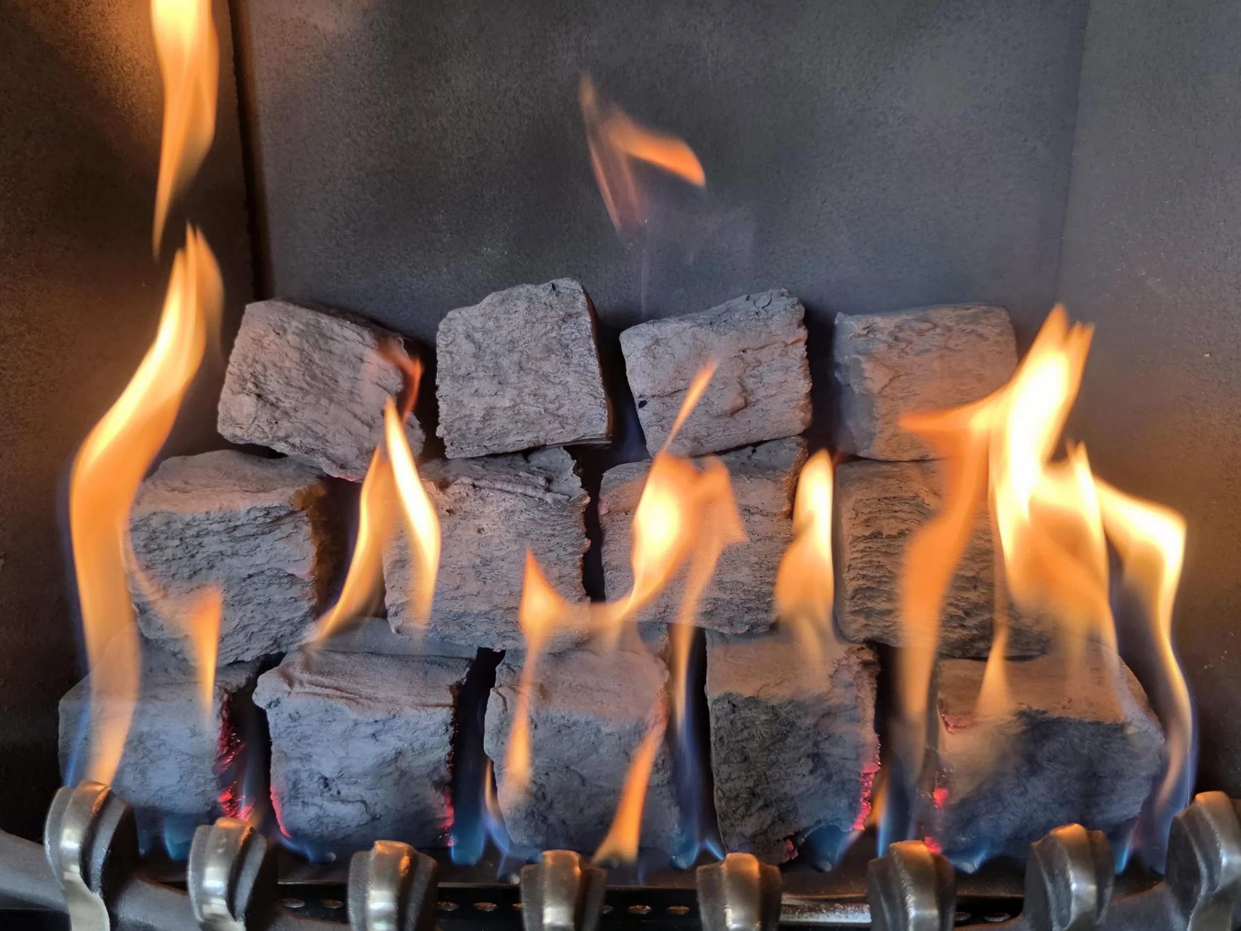 Carbones de cerámica de Repuesto para Fuegos de Gas, 15 medianos para Gas, eléctricos, GLP y bioetanol