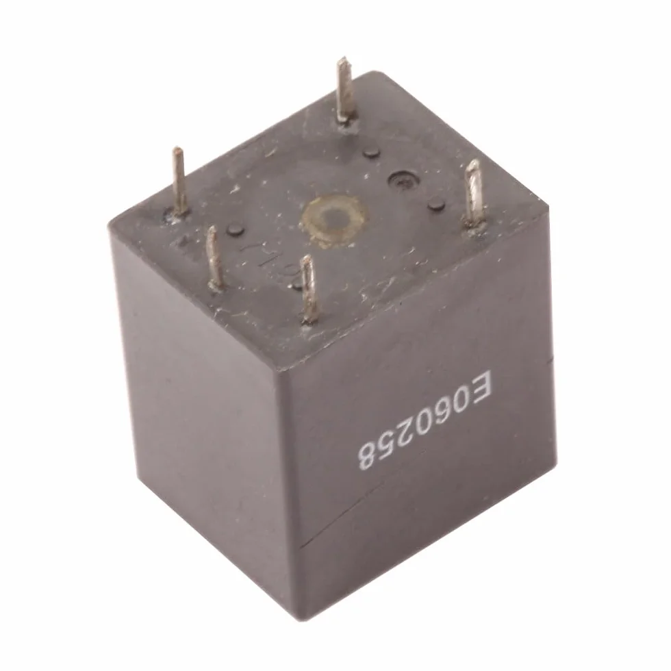 2 relés OKS2C-SDC24V-S 24V OKS2C SDC24V S 24VDC 15A 5PIN