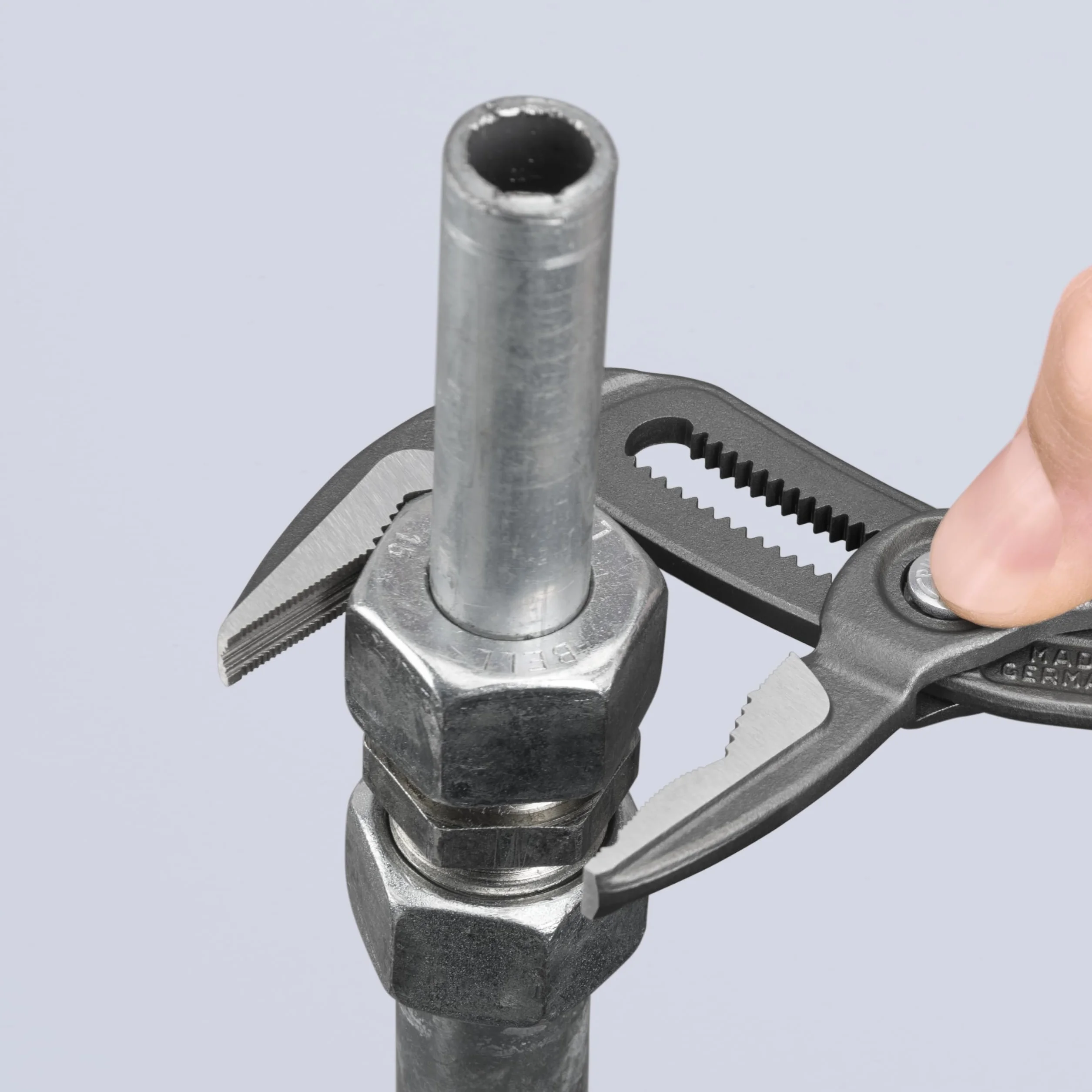 KNIPEX Cobra ES Tenaza de agarre pico loro extra esbelta Mangos plasticos por inmersión antideslizantes 180 mm, 87 51 180