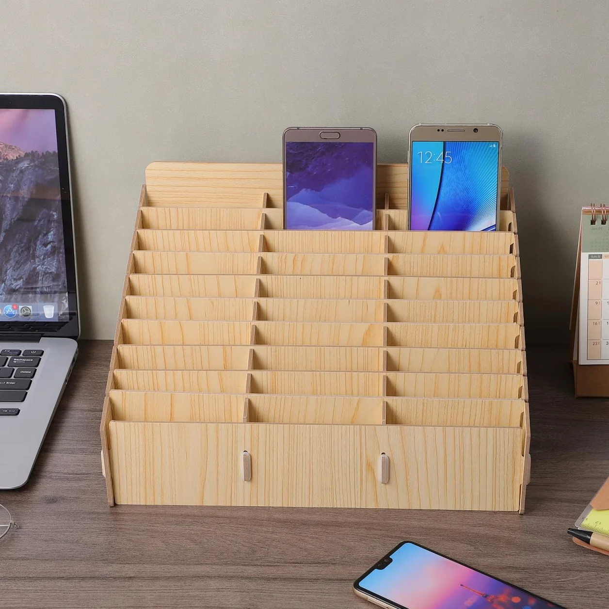 Caja de almacenamiento de madera para teléfono móvil, 30 compartimentos, organizador de mesa grande