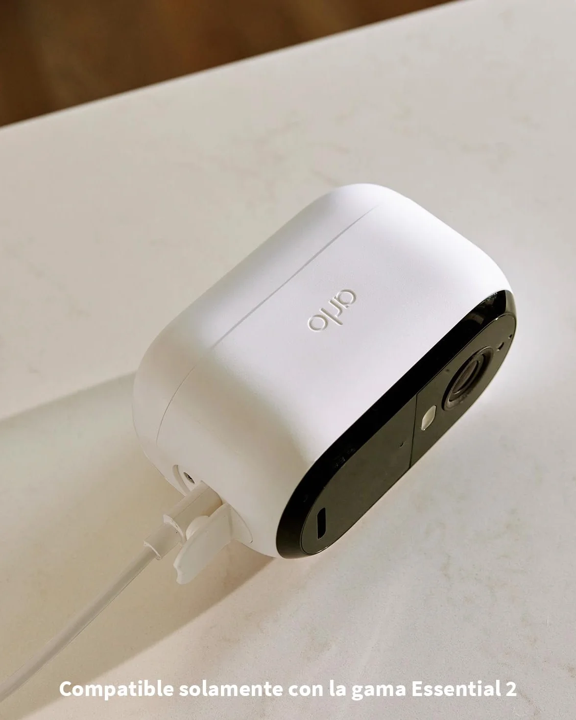 Arlo Essential 2 Cable De Carga Magnético 7,6 m, Para Camaras de Vigilancia WiFi Exterior, Blanco, Compatible Con La Cámara Arlo Essential 2 HD/ 2K/ XL, Accesorio Certificado, VMA5700-100PES