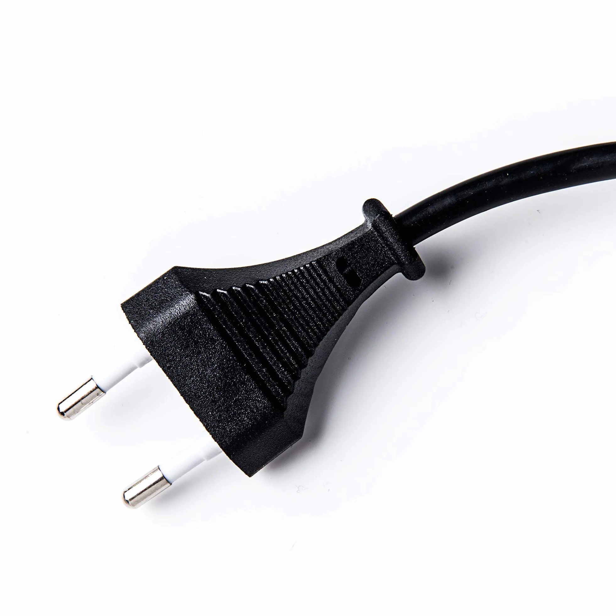 FAMATEL – Lámpara portátil goma | Lámpara de trabajo | 200W | Con cable de 5m | Bombillas E27 | Producto certificado con CE | Negro