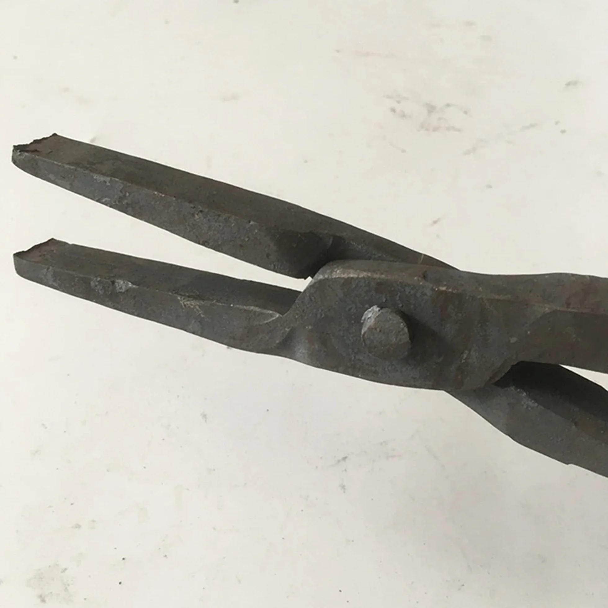 Tenaza de forja 500 mm de longitud Tenaza de forja Pinzas de herrero compensadas para forja de herrero puede ser ingeniero herrero calentado