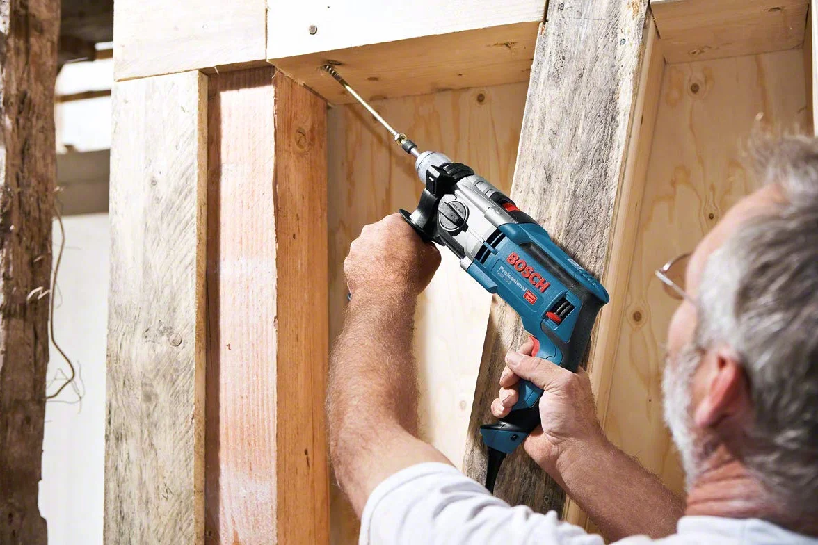 Bosch Professional taladro percutor GSB 20-2 (potencia 850 W, velocidad en vacío 3000 rpm, incl. profundidad retráctil, portabrocas intercambiable, empuñadura auxiliar, L-Case)