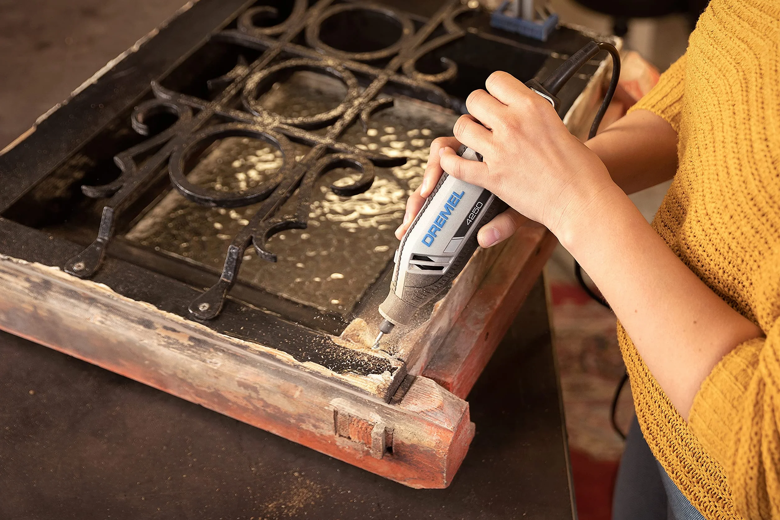 Dremel 4250 Herramienta rotativa 175 W kit con 35 accesorios velocidad variable 5000-35000 rpm