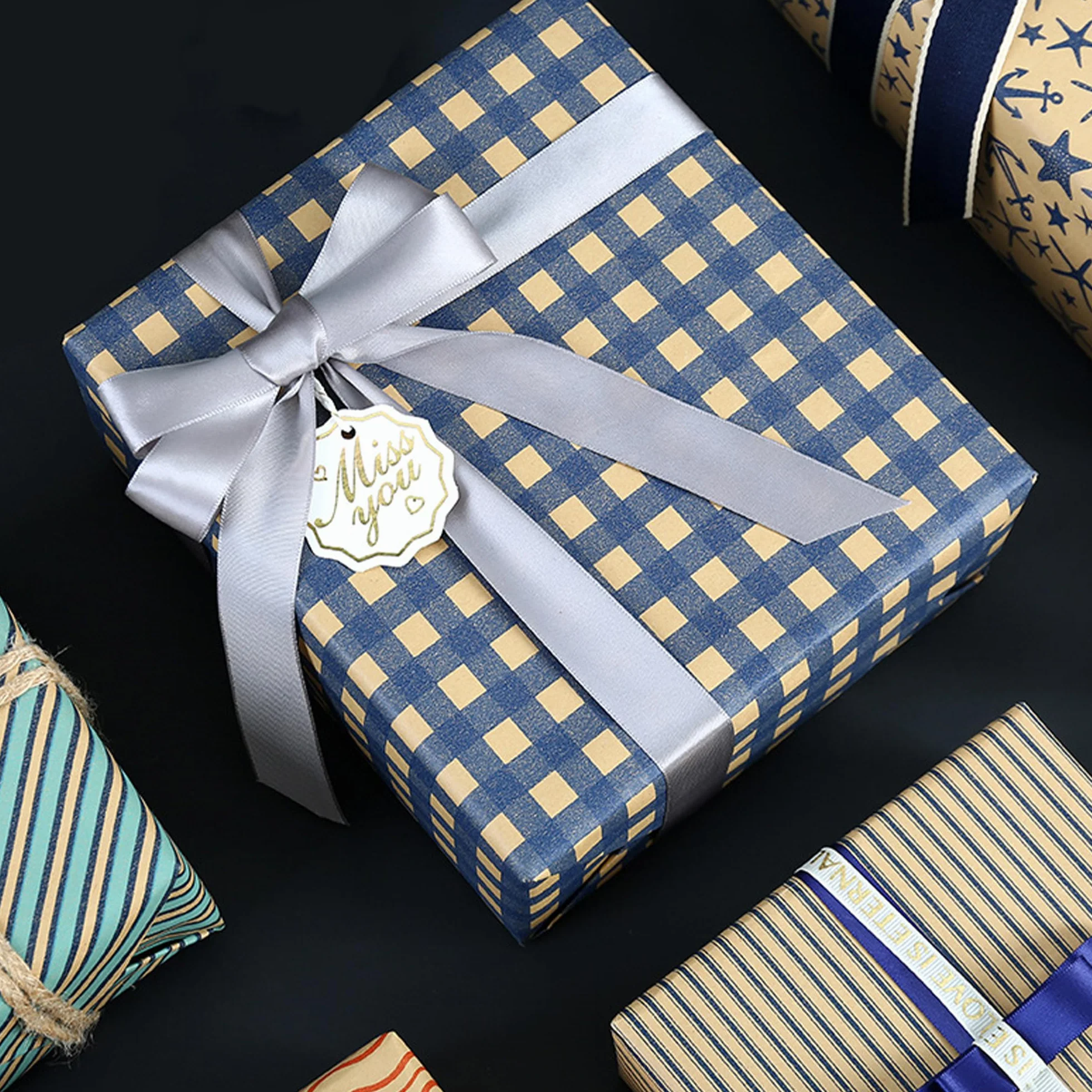Dantolo 8 Piezas Papel Kraft Decorado 50x70cm para Envolver Regalos con Cuerda de Cáñamo