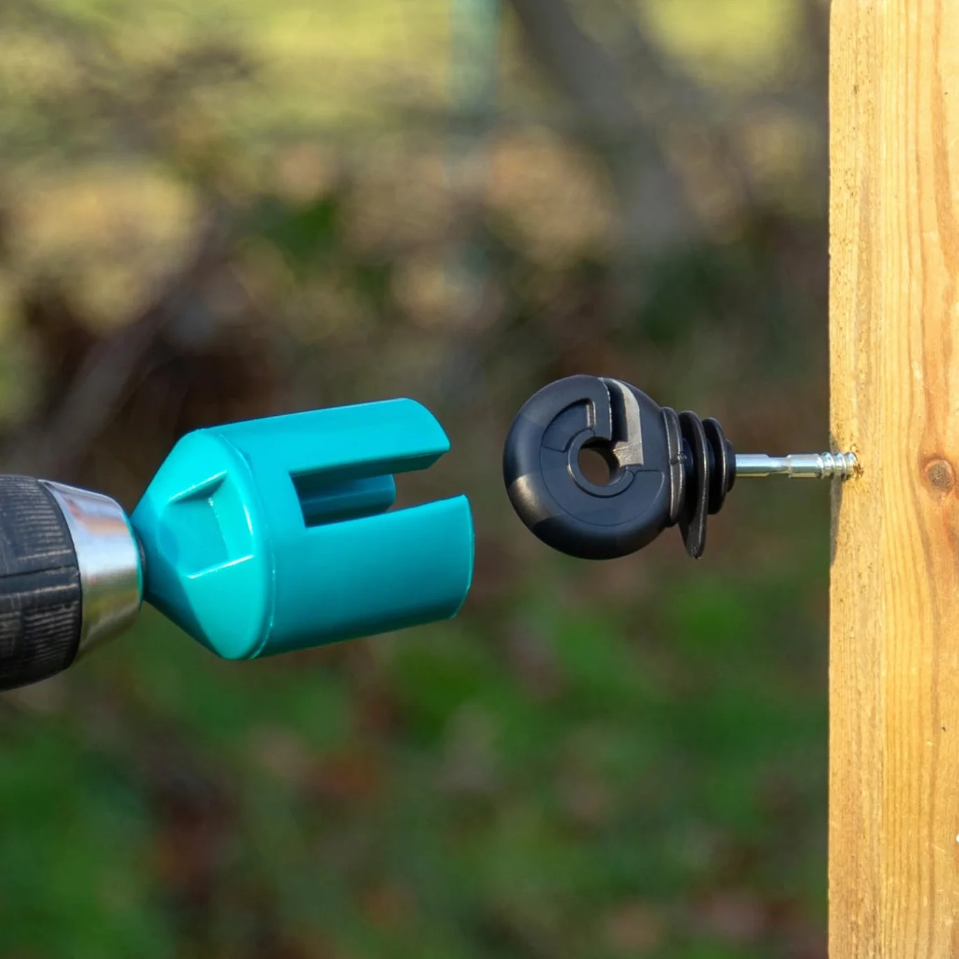 VOSS.farming 150x Anillo aislador para Hilo, Cinta, Cable para Pastor eléctrico, con Tornillo para Madera + Accesorio para Montaje