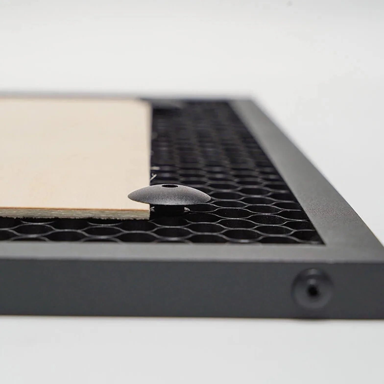ATOMSTACK F2N Láser Panal de abeja 300 x 300 mm Metal Honeycomb Protector de mesa universal para máquina de grabado láser Swift CO2 Diodos Laser Disipación del Calor