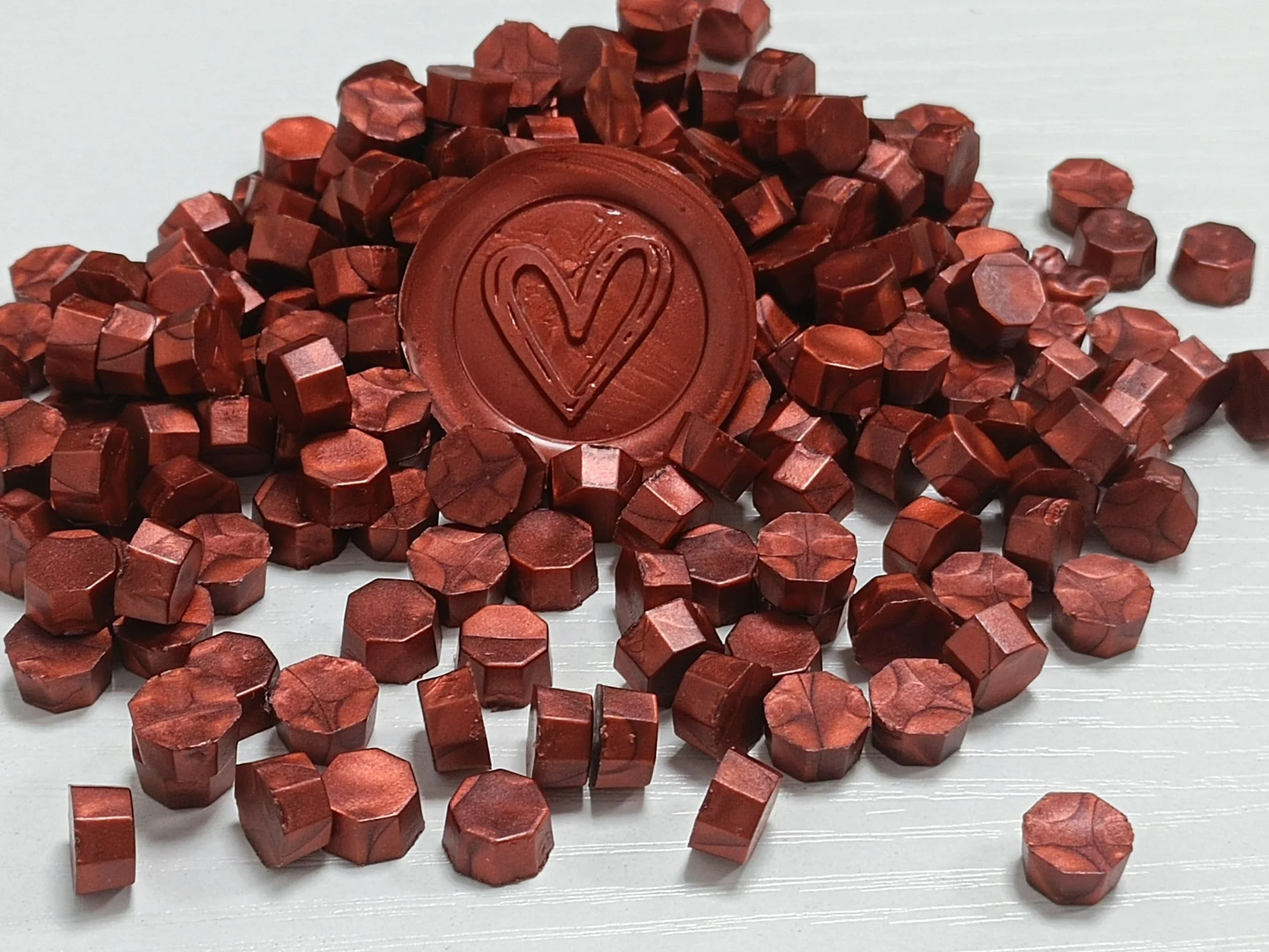 Chedin Pepitas de Cera para Sello de Lacre, 500 Piezas, Cuentas de Sellado, Rojo Burdeos