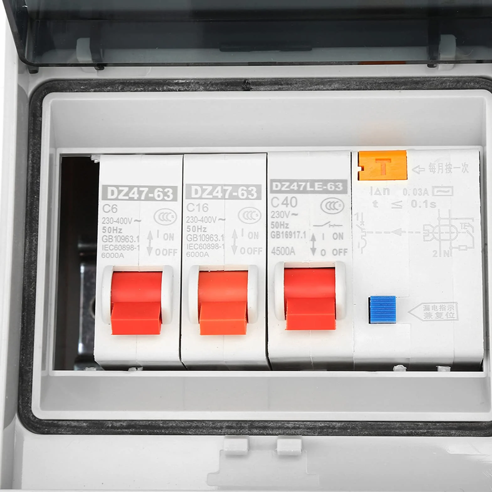 Unidad de Consumo Eléctrica de 2 Vías, 40A con RCD 30mA y 2 MCB 6A/16A, Protección IP65, para Caravanas y Garajes