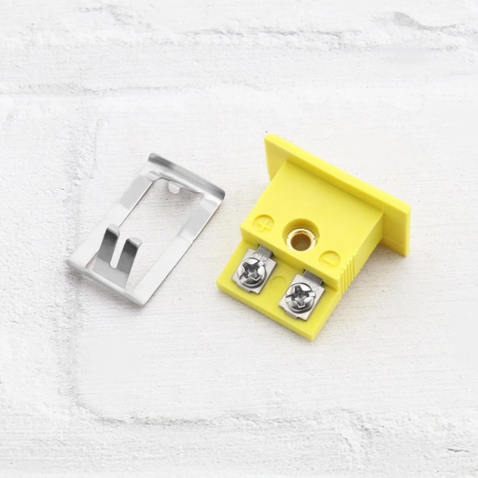 OTOTEC 4 Juegos de Conectores de Cable de Termopar Tipo K con Panel Minienchufe Amarillo con Instalación de Panel MPJ-KF de 21mm X 24mm X 14mm