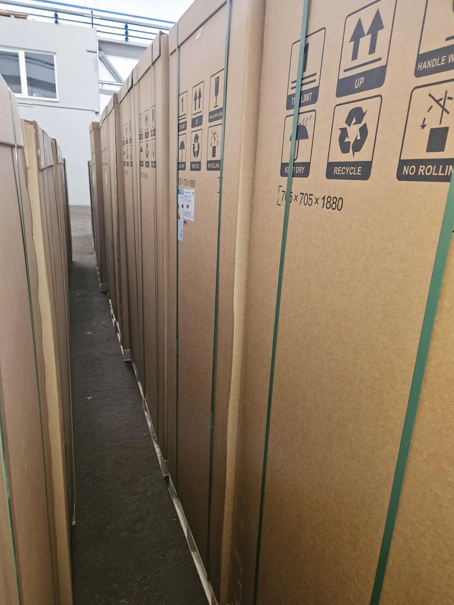 Calentador de Agua Solar Elix PV Termo Eléctrico con MPPT, 200L, DC1500W