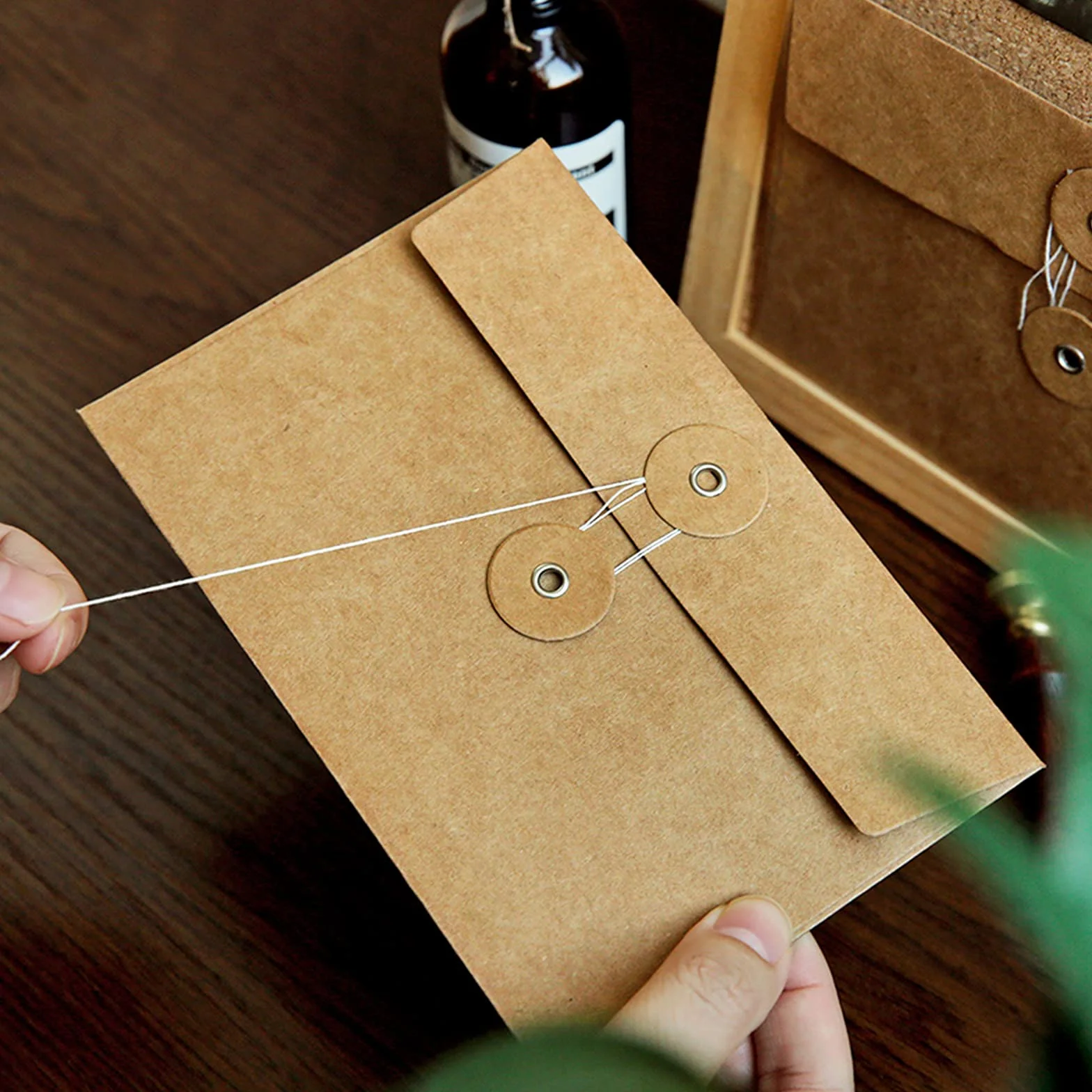 10 Sobres Kraft Billetes de Recibo Carpeta de Archivos, Organizador de Documentos de Bolsillo para Proyectos Soporte de Almacenamiento con Cierre de Corbata, Bolsa Reutilizable para Folleto de Oficina
