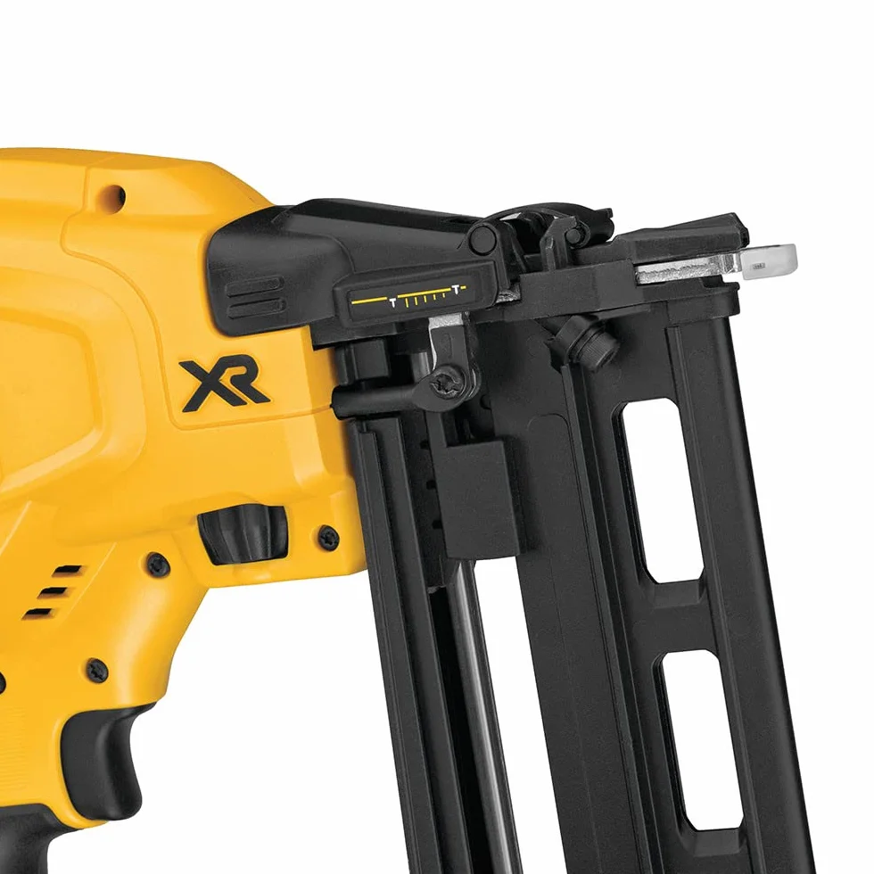 DeWalt - Clavadora de Acabado sin escobillas XR 18V sin cargador/batería con maletín TSTAK 16Ga para clavos de 1,6mm diámetro y 32-64mm largo