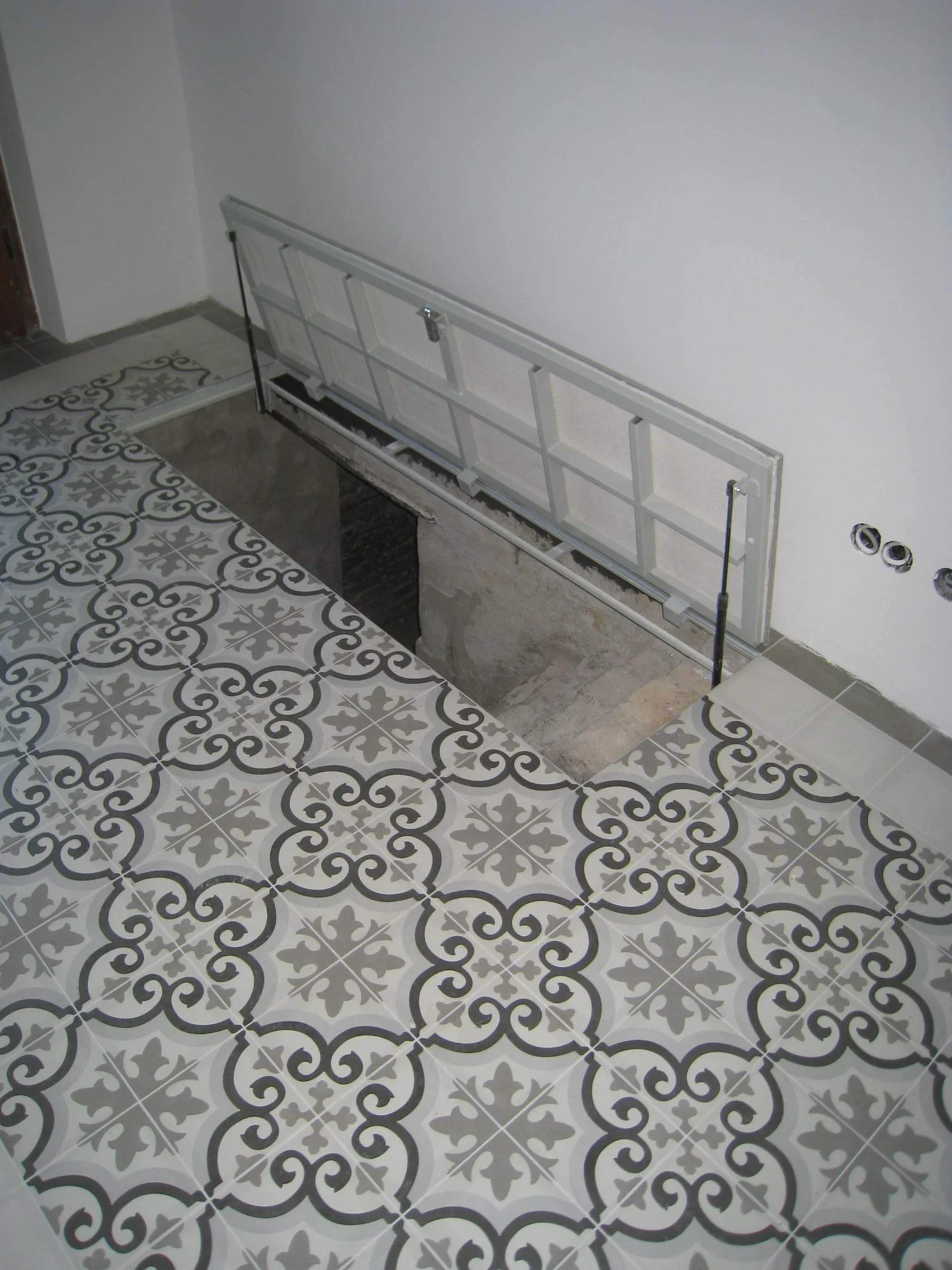 Trampilla de suelo Aluminio 600 mm x 1000 mm(P) Tapa de Registro Tapa de alcantarilla Puerta de Inspección Tapa de Pozo