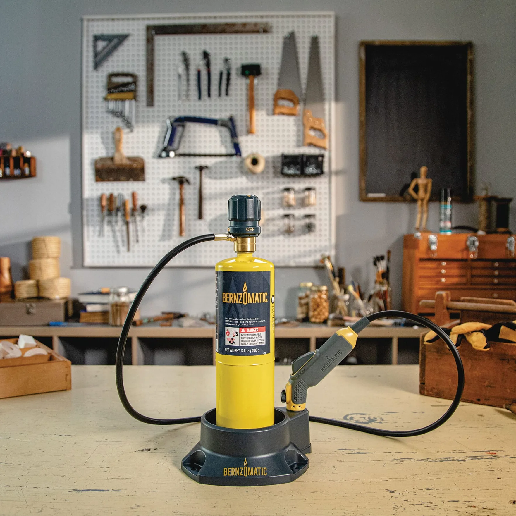 Bernzomatic FirePoint Creator Tool - Antorcha de mano con llama de precisión para uso con Bernzomatic MAP-Pro o combustible propano (Firepoint Tool)