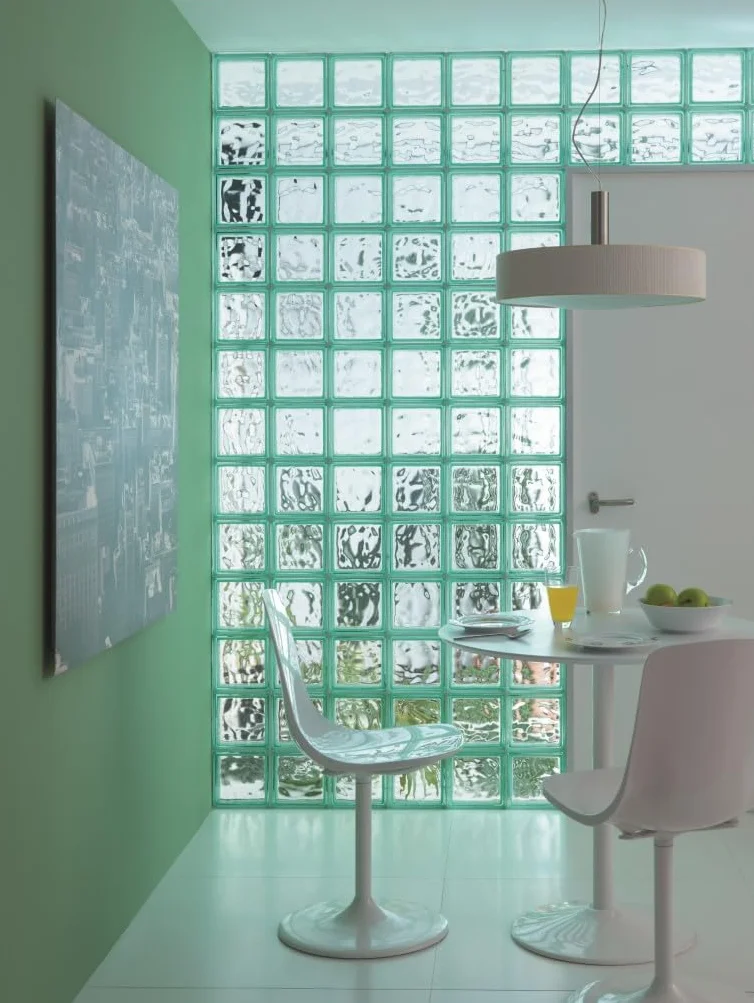 Bloque de vidrio Pavés Smart Ondulado Coloreado en la masa Verde | Dimensión 190x190x80 mm | Euro/pza. 5,80 |Unidad de venta: una caja de 6 pzas.