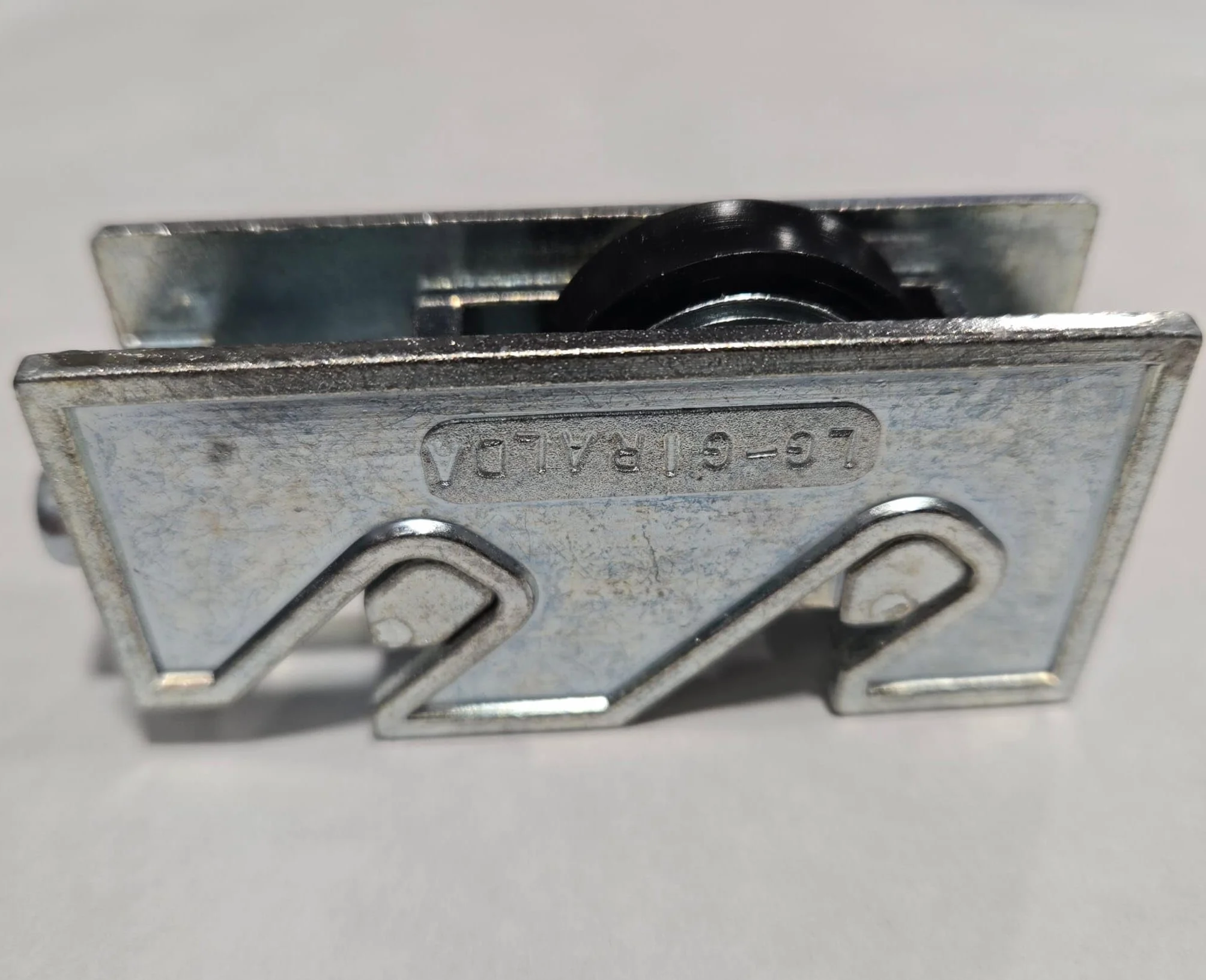 10 RUEDA PARA VENTANA O PUERTA CORREDERA MODELO GIRALDA LG base metalica ancho 19,5 mm, alto 34,5 mm