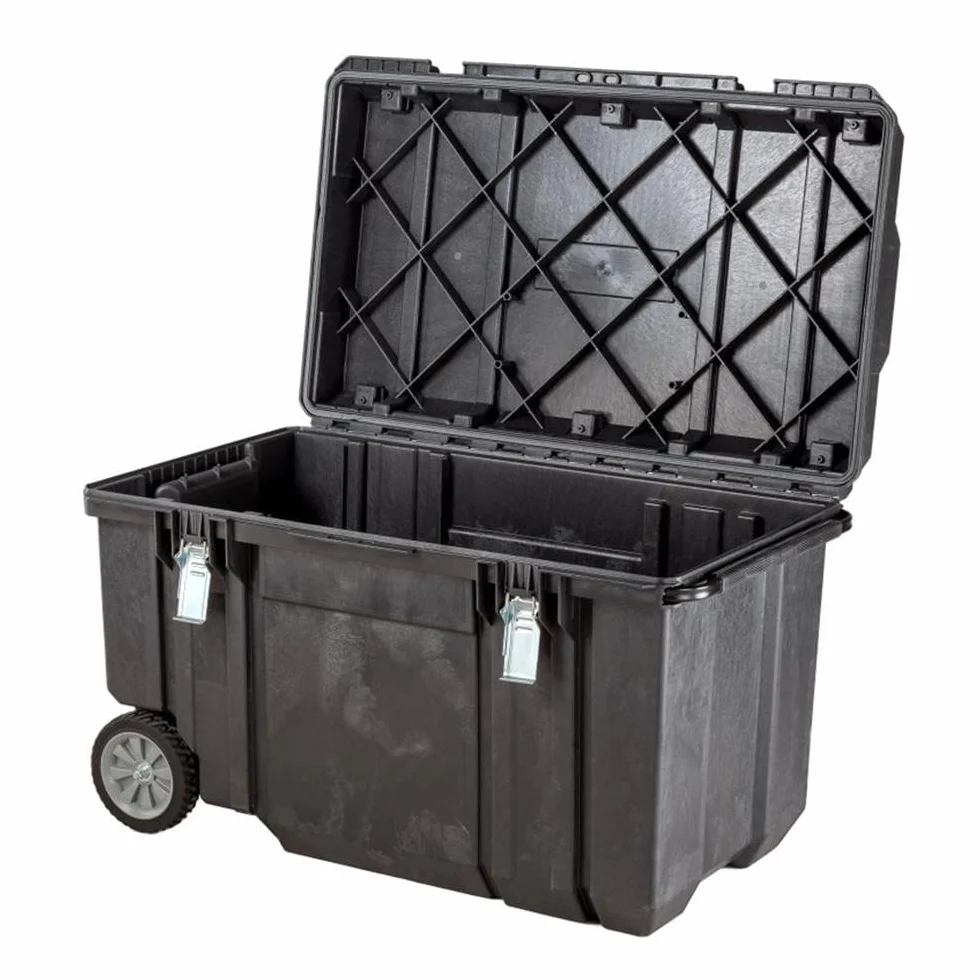 STANLEY FATMAX Arcón de transporte 240L, Rieles de aluminio en la tapa, Ruedas grandes, Cierres metálicos, Asa telescópica, Protección IP65, FMST1-75531