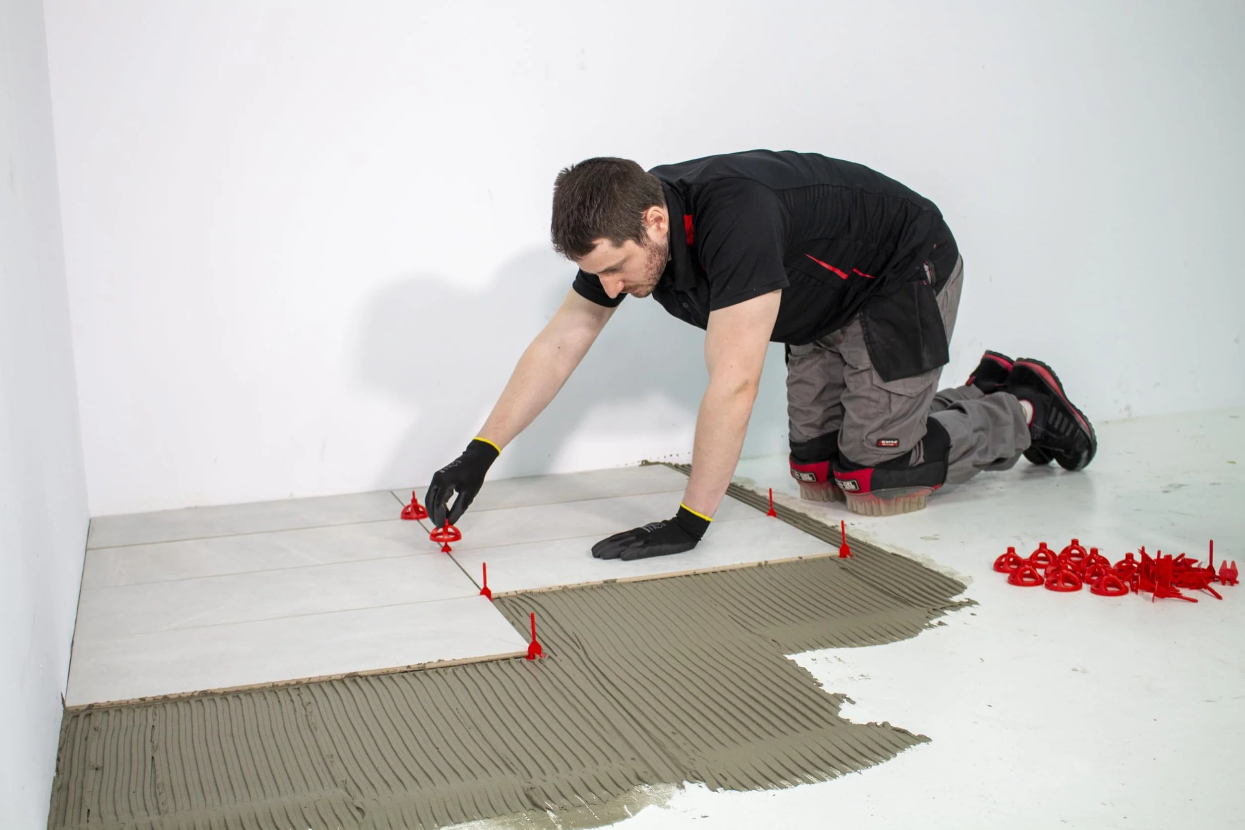 BASE PLANA 3 MM CYCLONE L.S. (B-300)