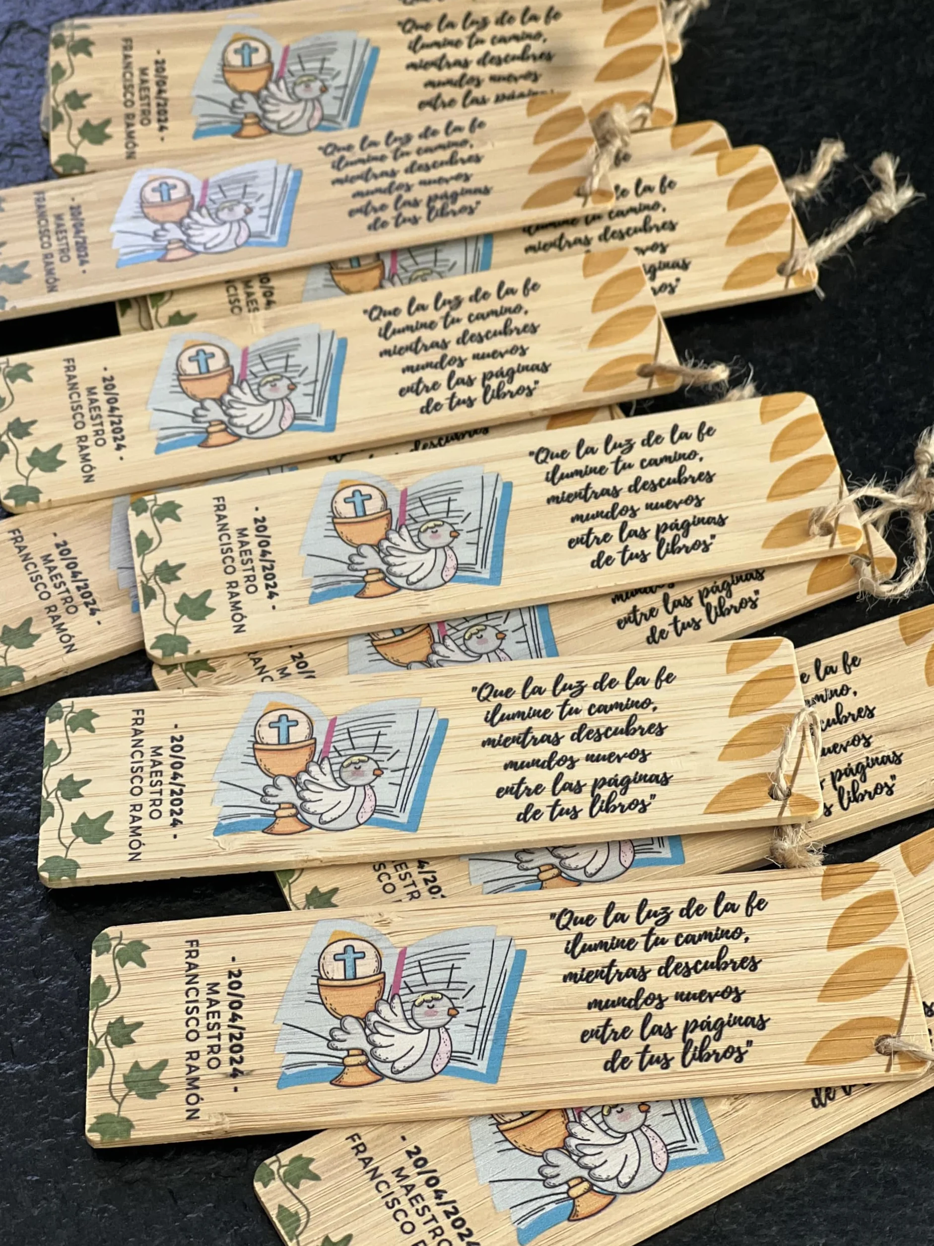 Pack de 20 Marcapáginas de Bambú Personalizados para Boda, Comunión, Bautizo