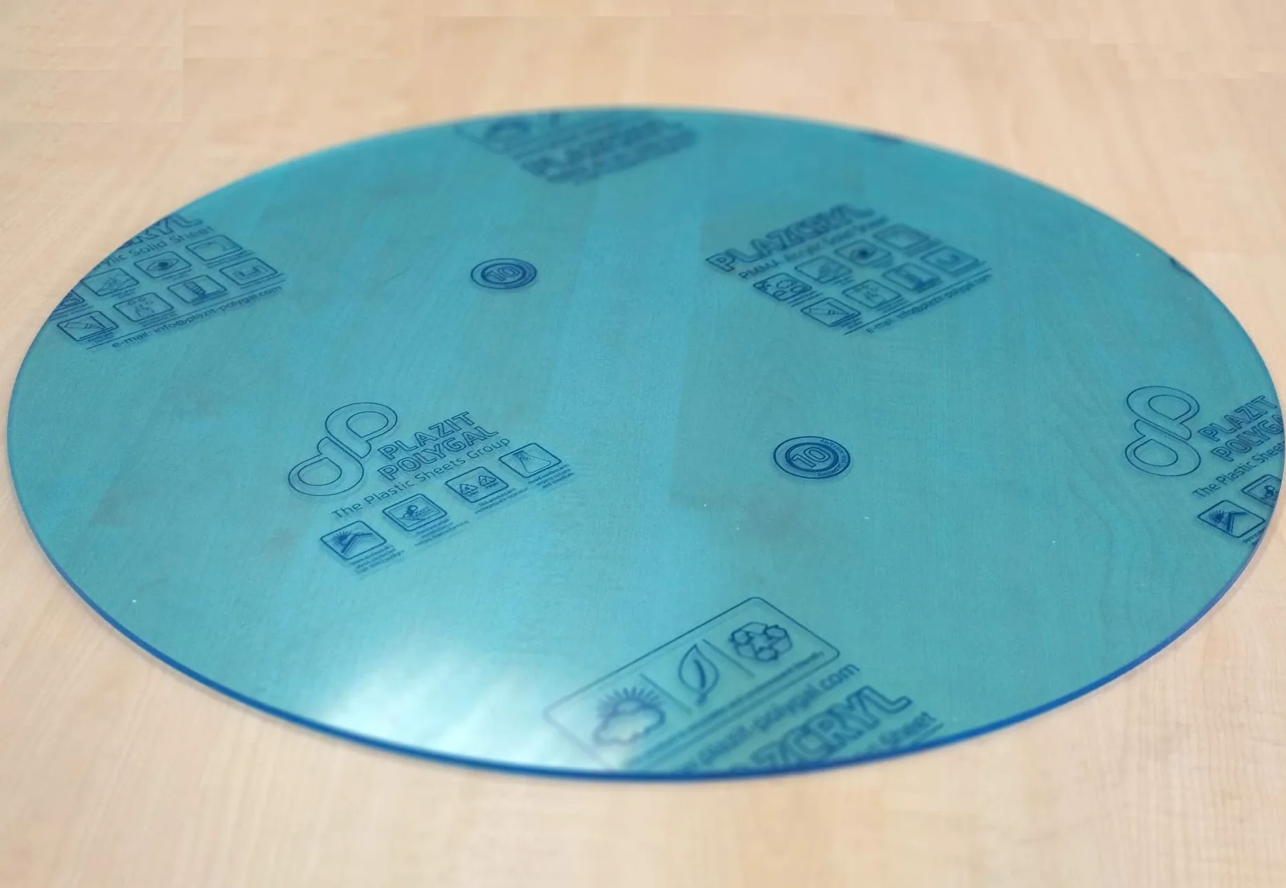 Metacrilato transparente 3mm - Corte a medida - Compre superficie que necesite e indique su medida exacta - 0.70 m2