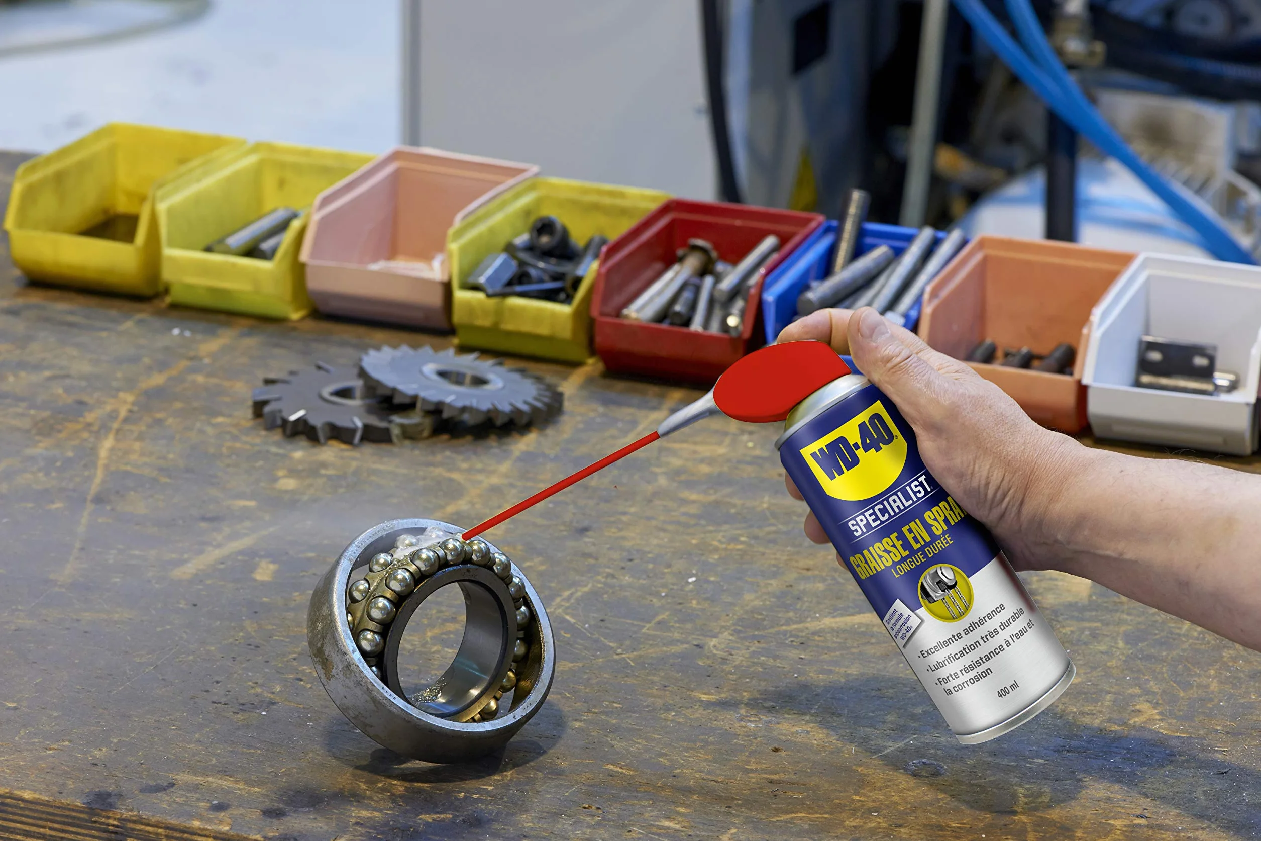 WD-40 Specialist Grasa en Spray 400 ml – Lubricante de Alta Adherencia para Metal – Protección contra Óxido y Humedad – No Gotea – Aplicador Doble Acción