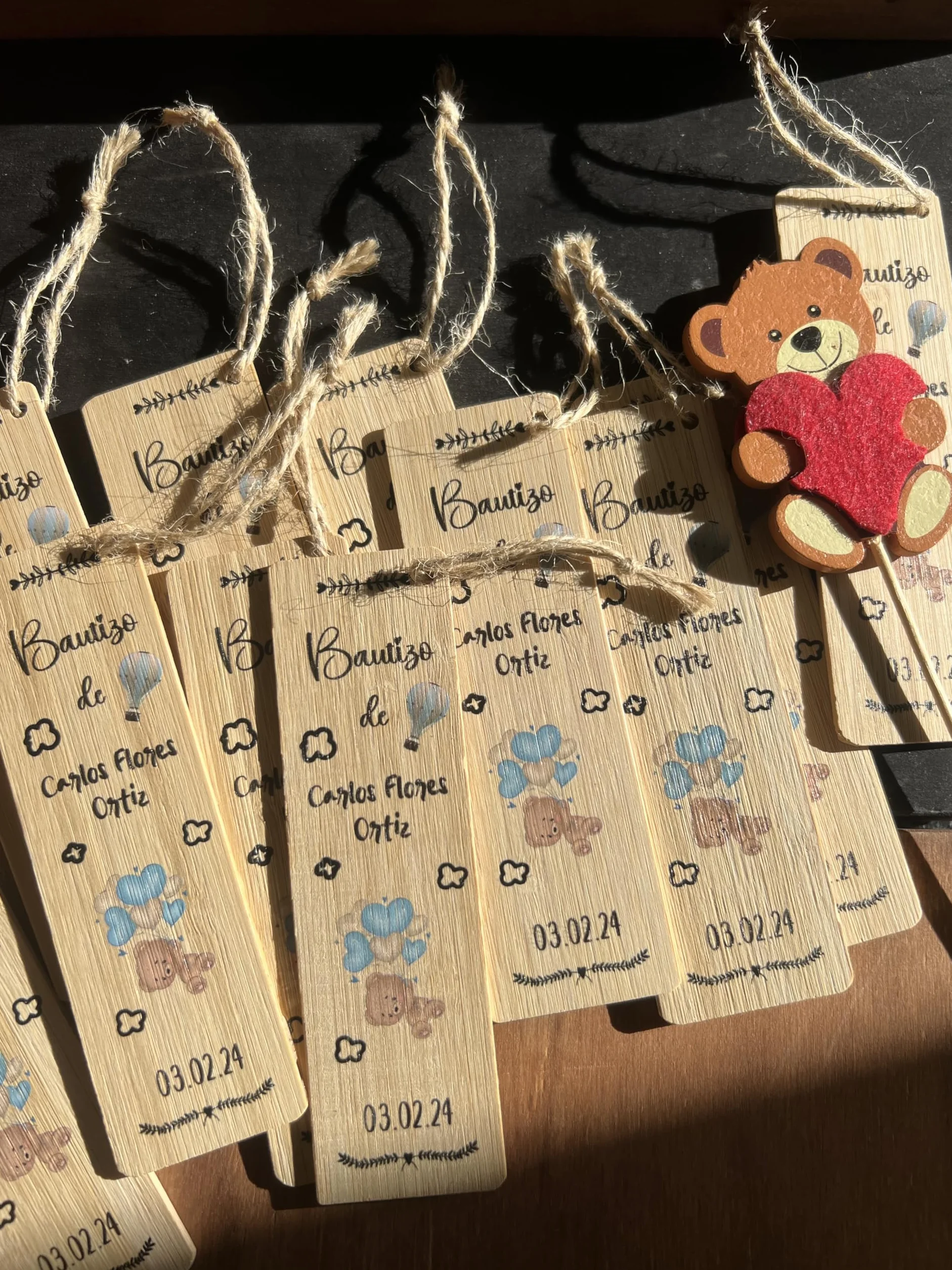 Pack de 20 Marcapáginas de Bambú Personalizados para Boda, Comunión, Bautizo