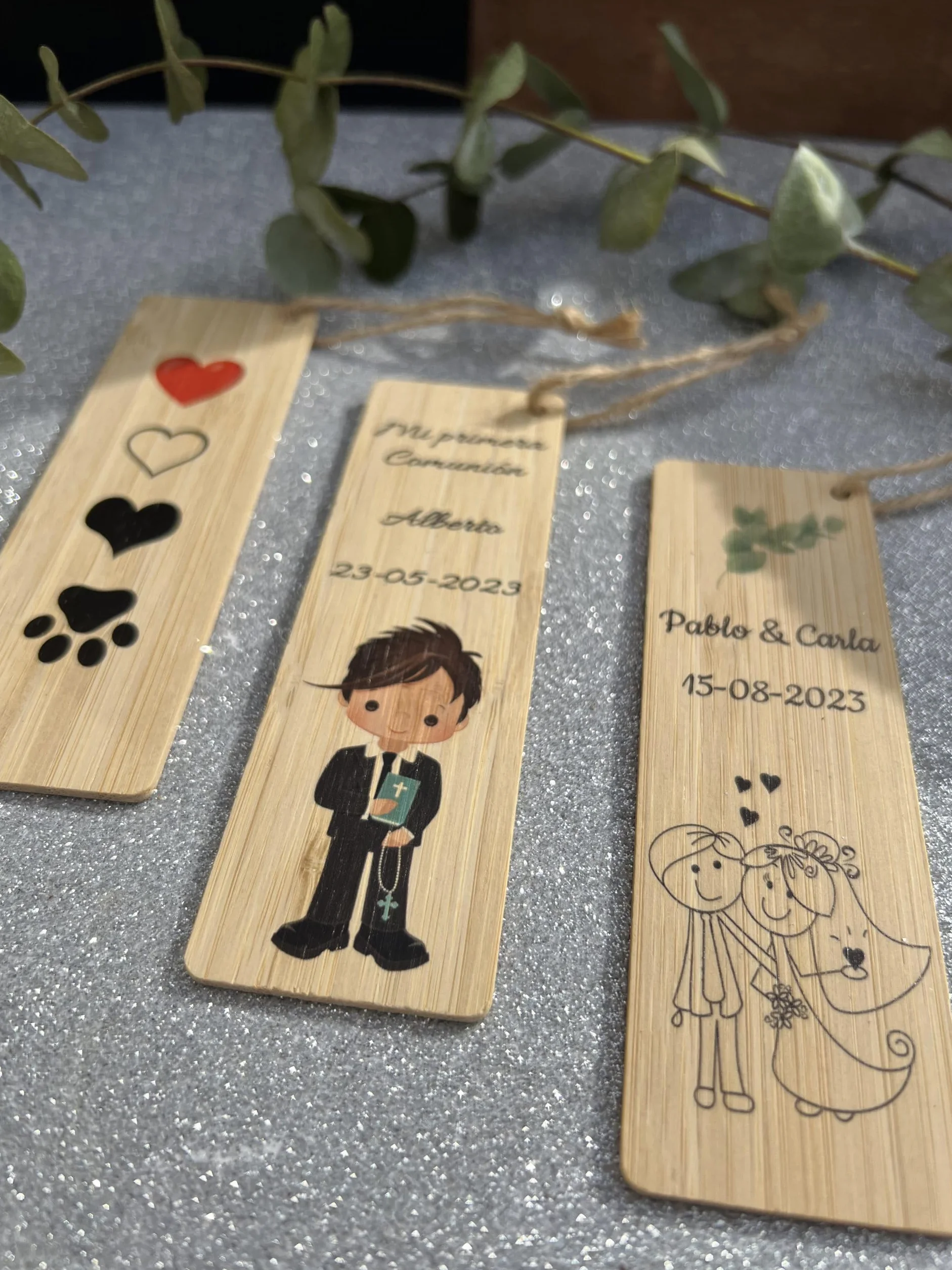 Pack de 20 Marcapáginas de Bambú Personalizados para Boda, Comunión, Bautizo