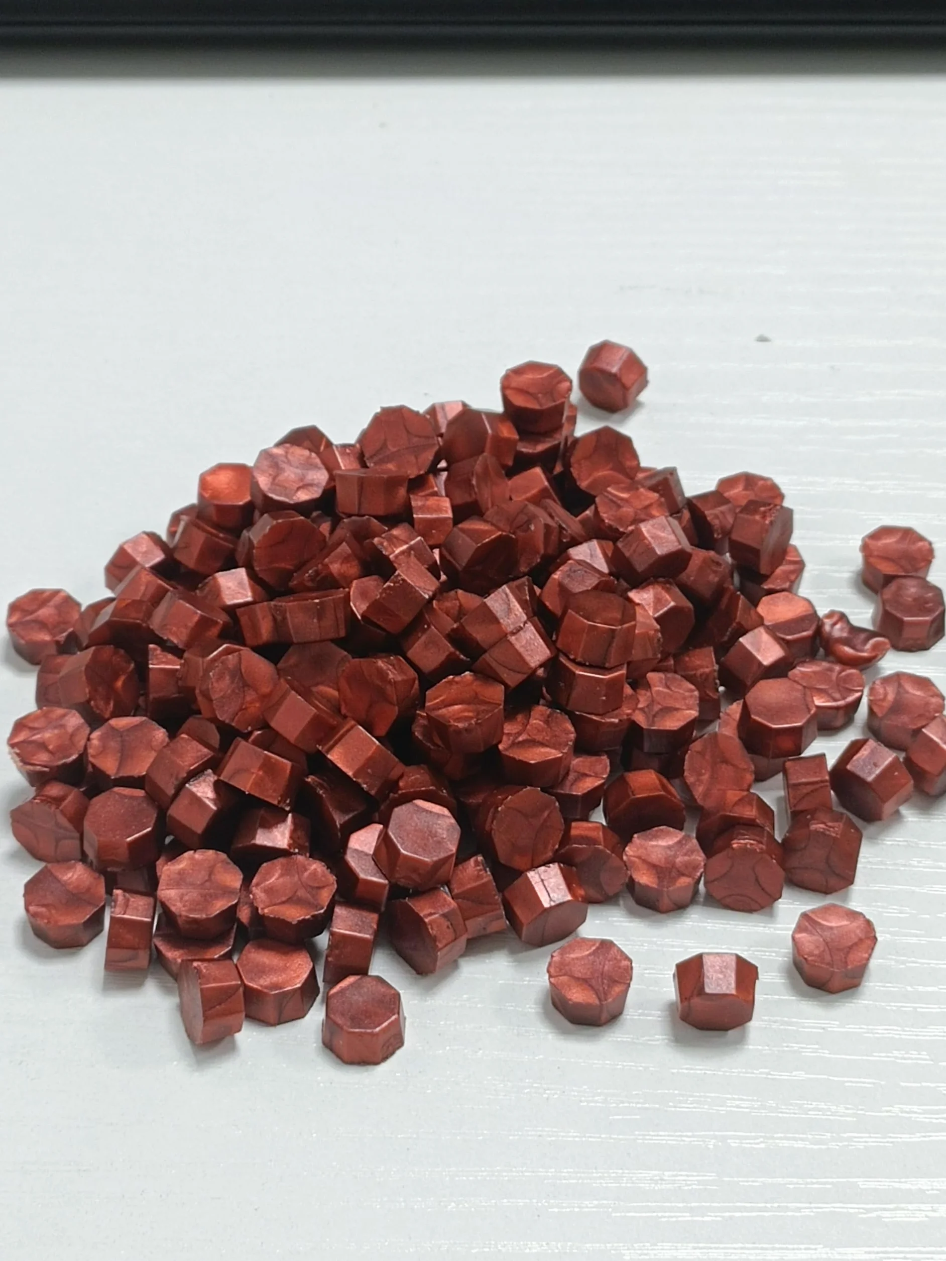 Chedin Pepitas de Cera para Sello de Lacre, 500 Piezas, Cuentas de Sellado, Rojo Burdeos