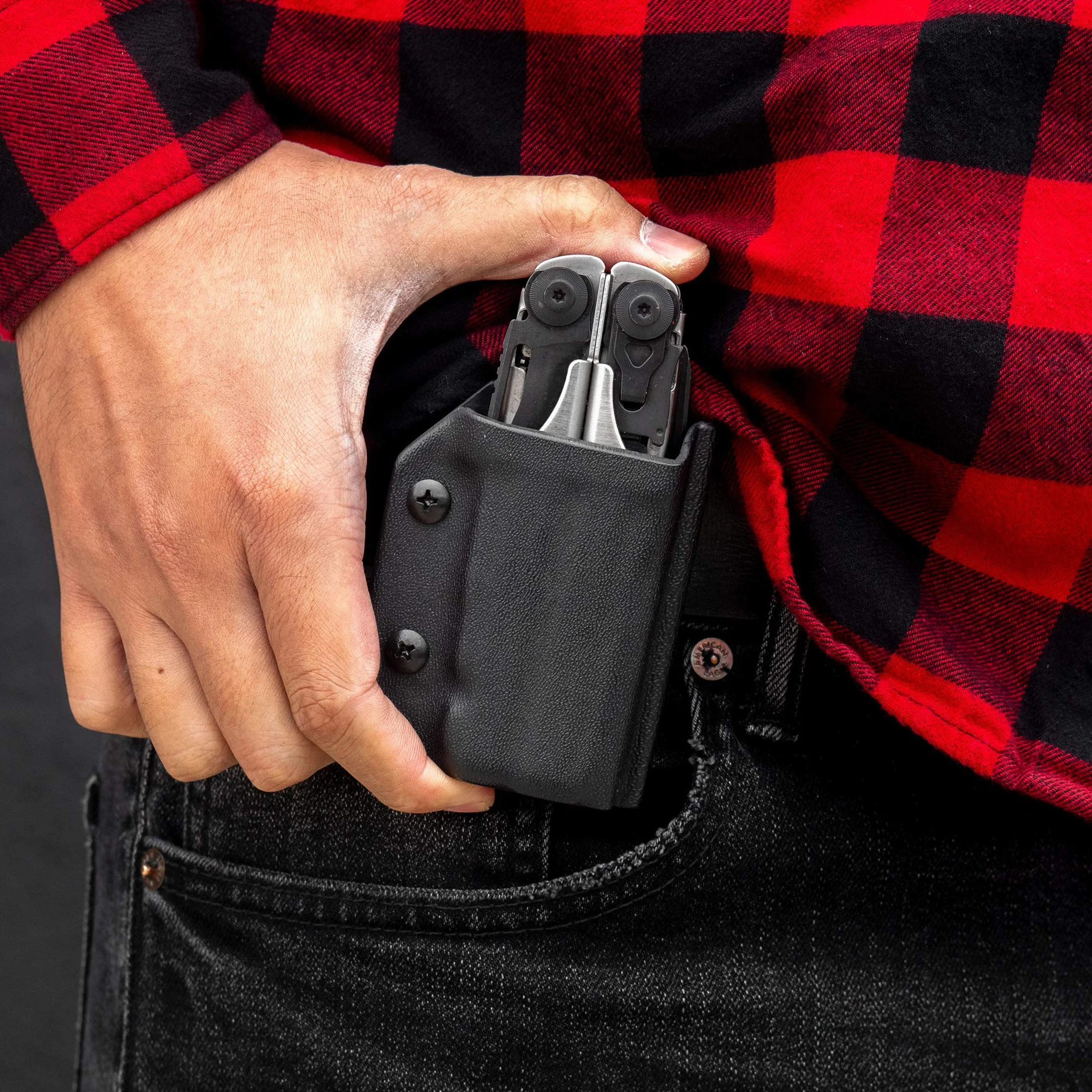 Clip & Carry Kydex - Funda Multiherramienta para LEATHERMAN Surge, Fabricada en Estados Unidos (Multiherramienta no incluida) EDC Multi Herramienta Funda para Soporte (Negro)