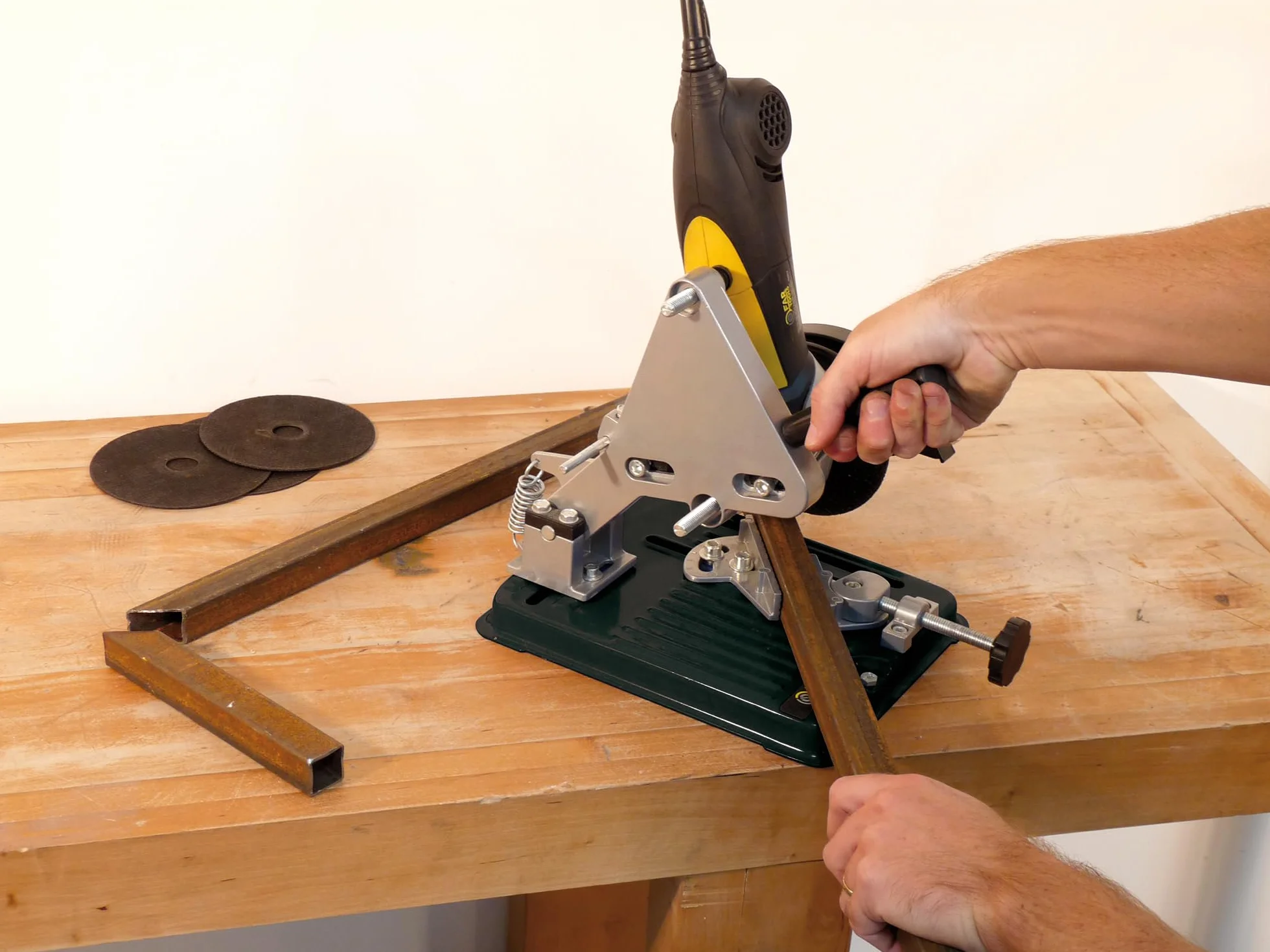 Fartools SOPORTE PARA AMOLADORA 115MM