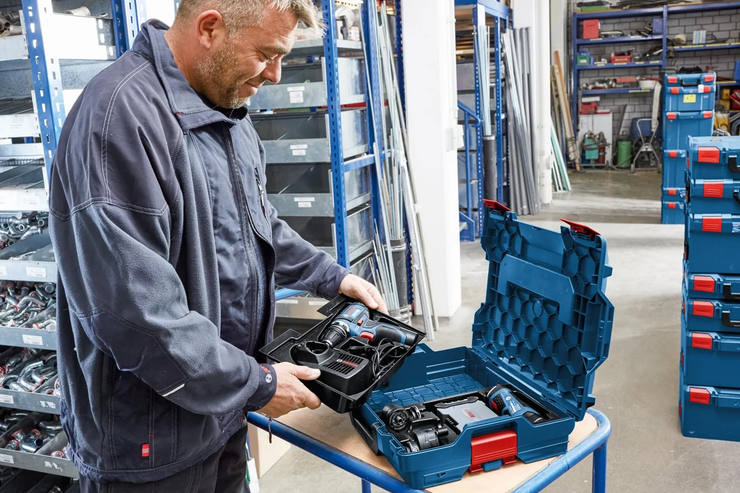 Bosch Professional sistema de maletín de transporte L-BOXX (capacidad carga superior hasta 100 kg, capacidad carga en caja hasta 25 kg, fuerza tensado 50 kg, material: plástico ABS, plástico PA6)