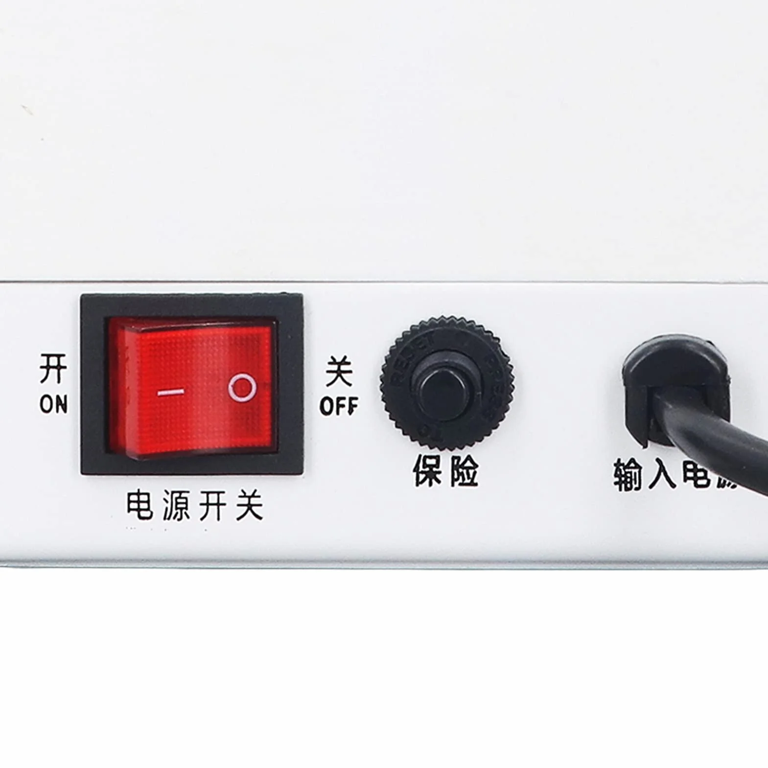 Transformador de Voltaje, Protección de Circuito Refrigeración Convertidor de Potencia Reductor de Baja Frecuencia Monofásico 220V a 110V para Aparatos Eléctricos (Enchufe de la UE)