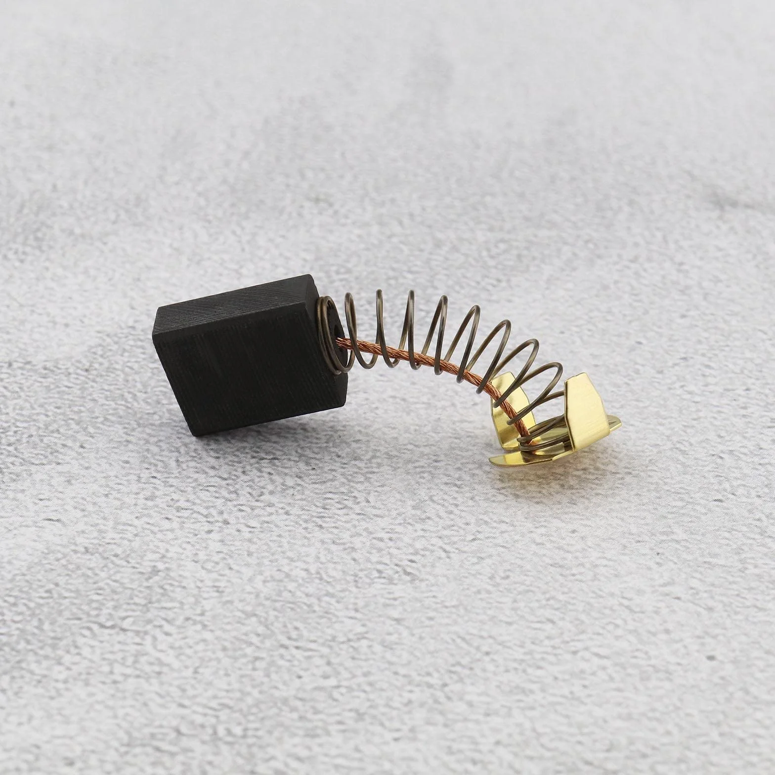 Escobillas de Carbón Compatibles con Güde GRK 250/300 Sierra Ingletadora 6,5x13,5x17mm
