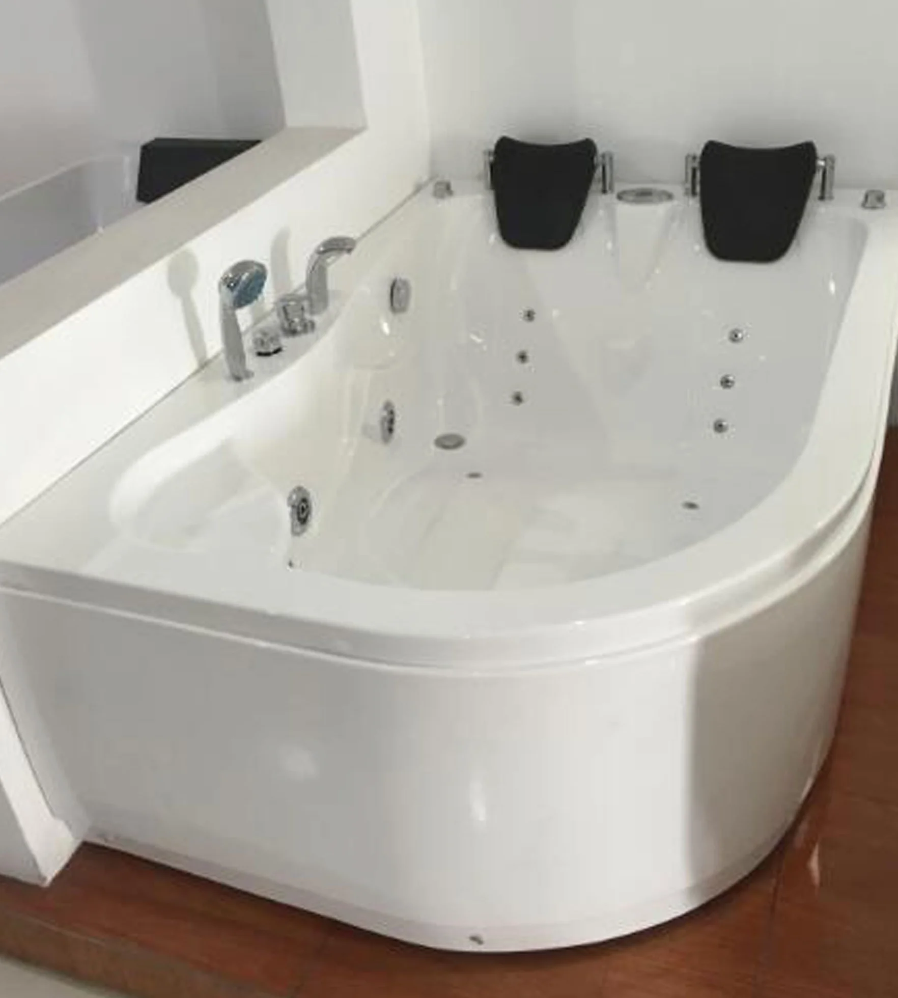Bañera hidromasaje Varadero 170 X 115 cm Bañera Esquina hidromasaje SPA para 2 Nueva 170 x 115cm