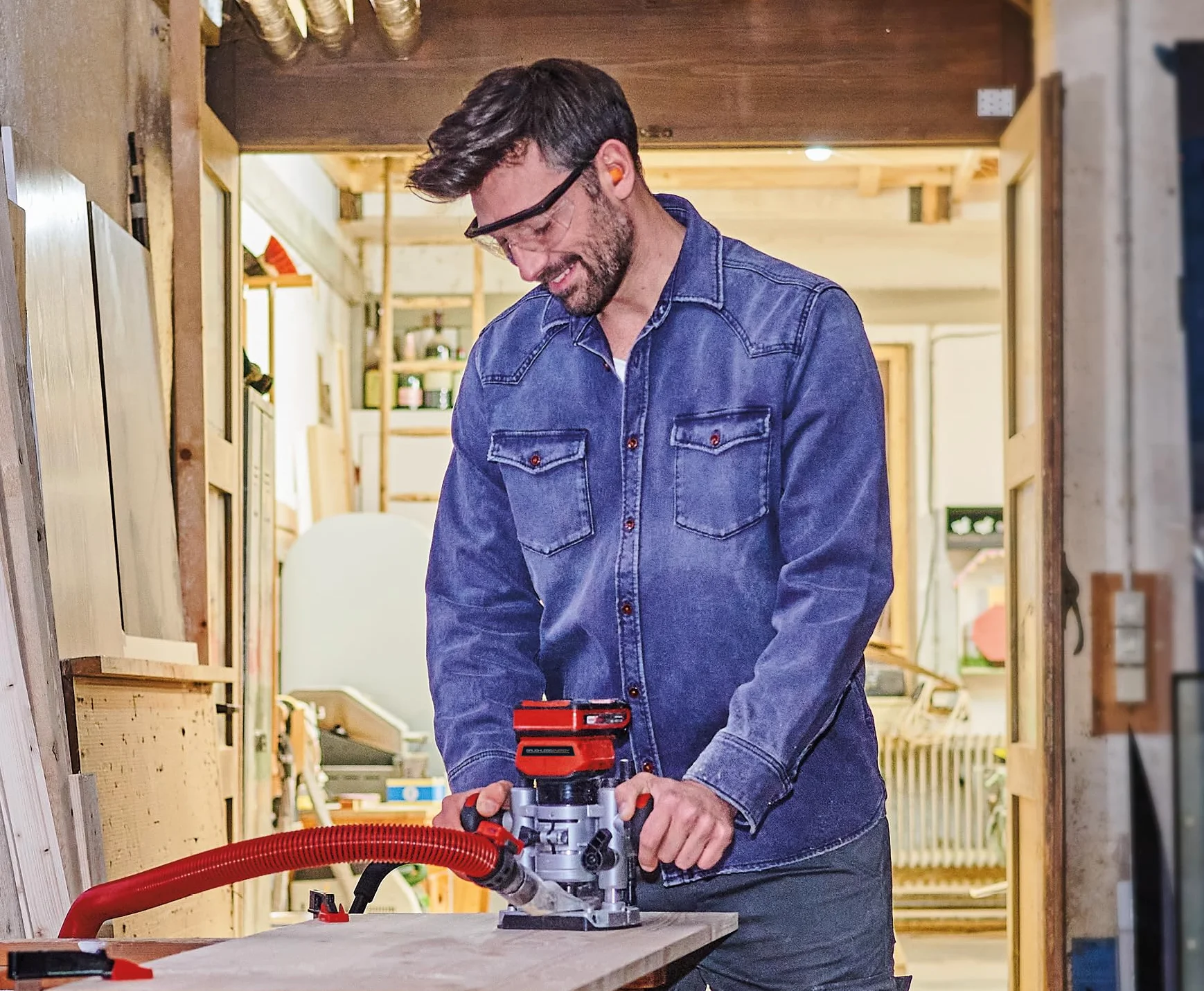 Einhell Professional Fresa superior con batería TP-RO 18 Li BL-Solo Power X-Change (18 V, altura de carrera 35 mm, motor sin escobillas, incl. tope paralelo, sin batería ni cargador)