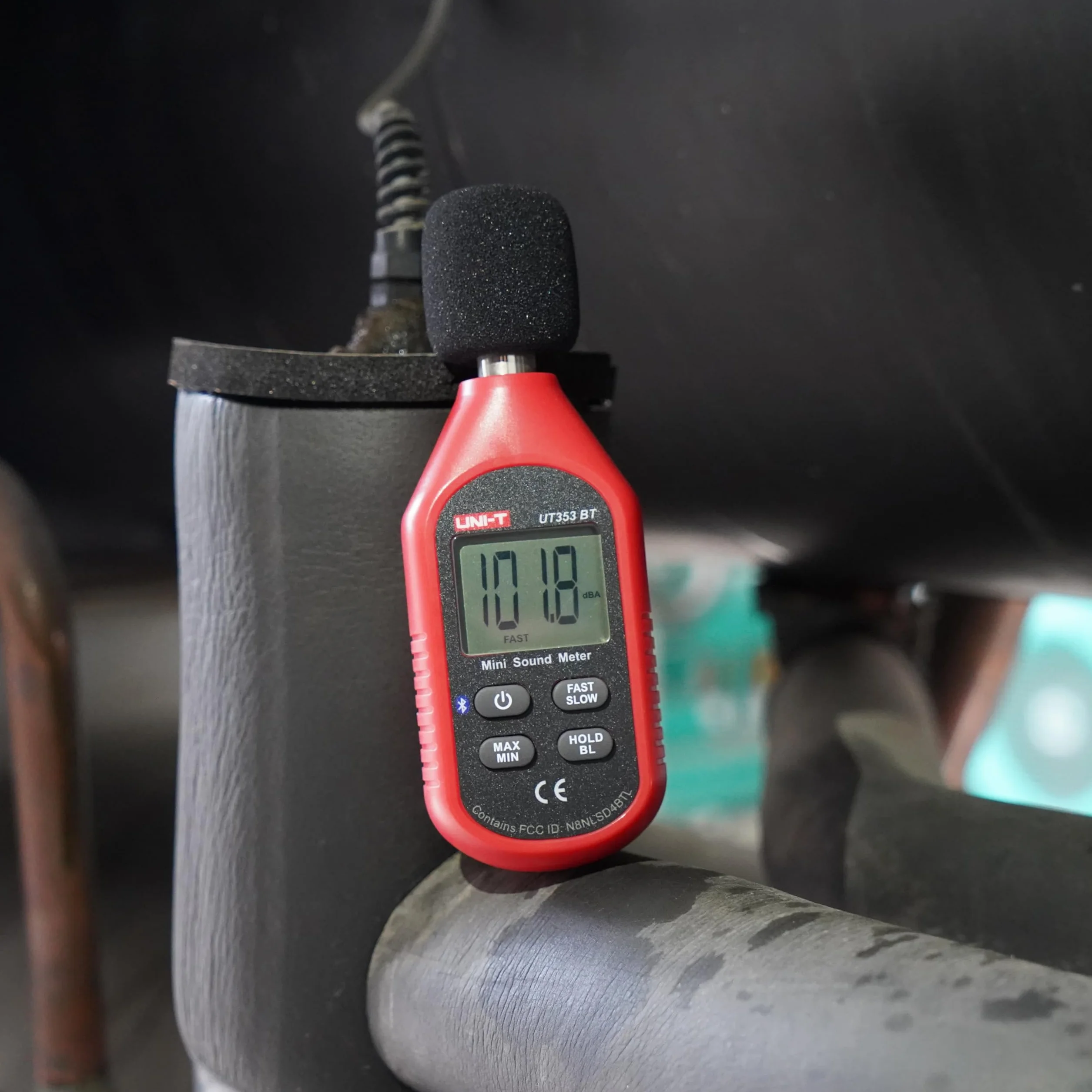 Medidor de nivel sonoro UNI-T UT353BT+ 30-130dB