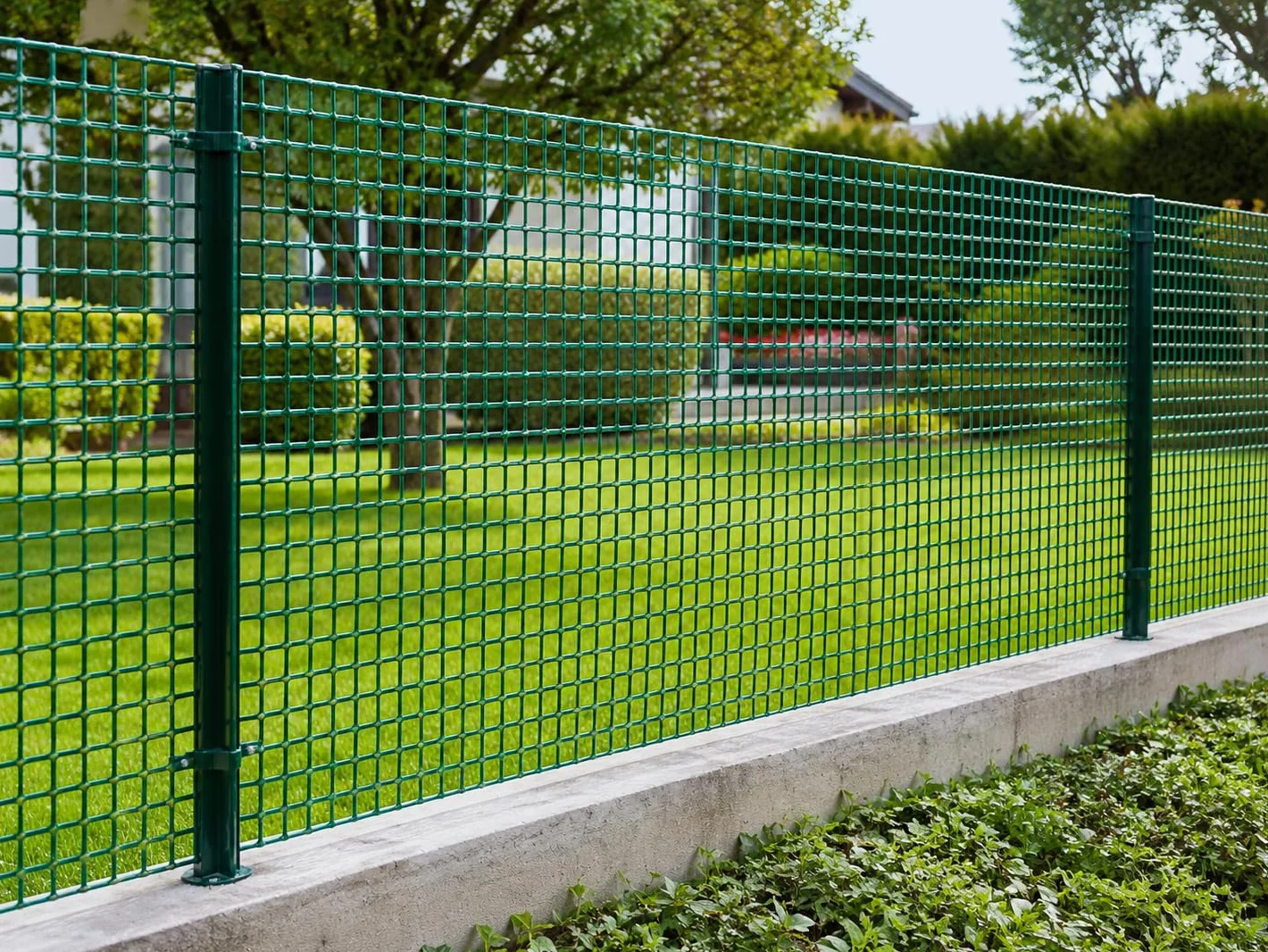 Malla Soldada Plastificada Verde 13x13 mm Ø 1 mm 1x5 m para Jardín y Cerramientos